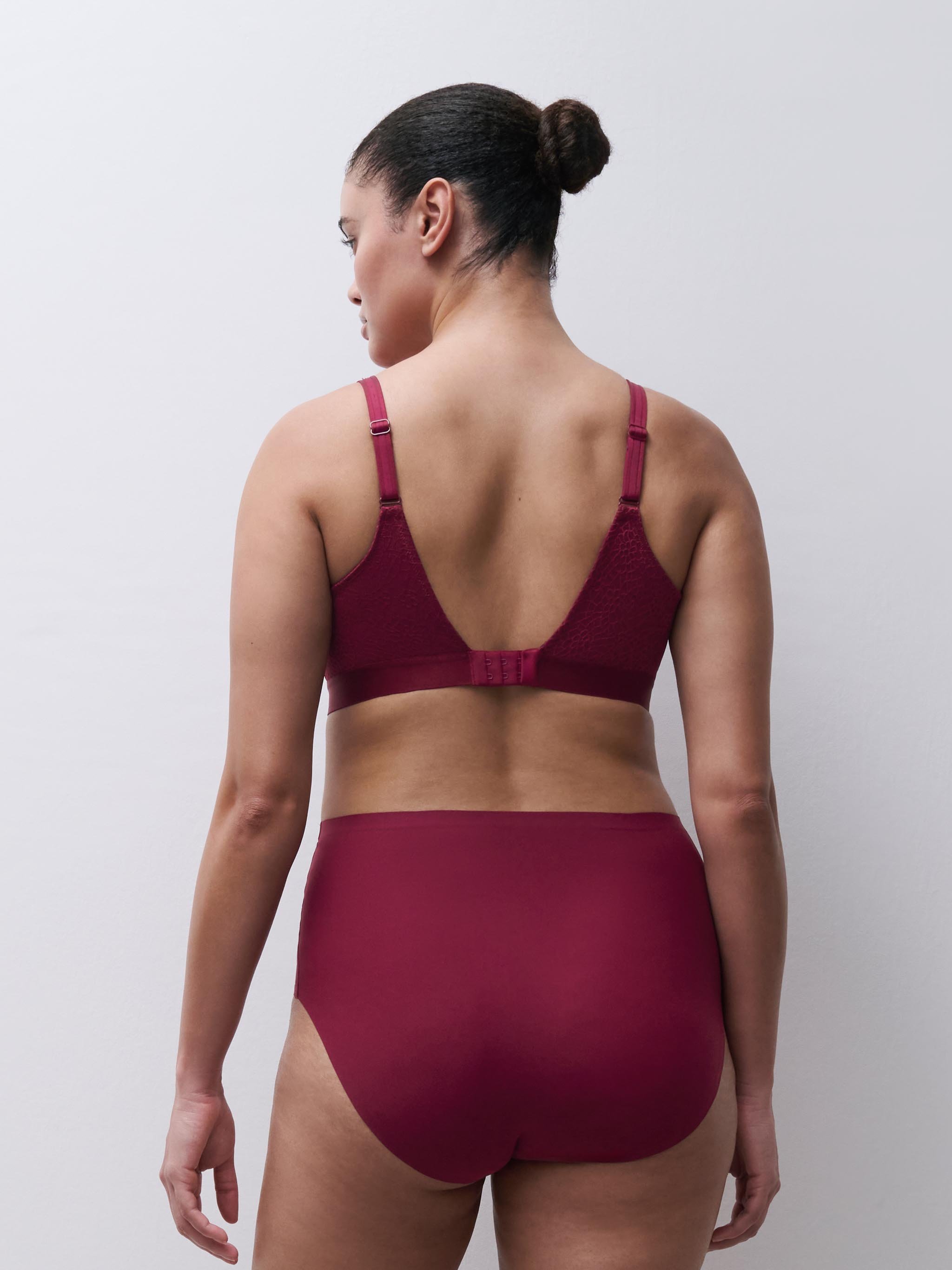 Non-wired support bra CHANTELLE Red