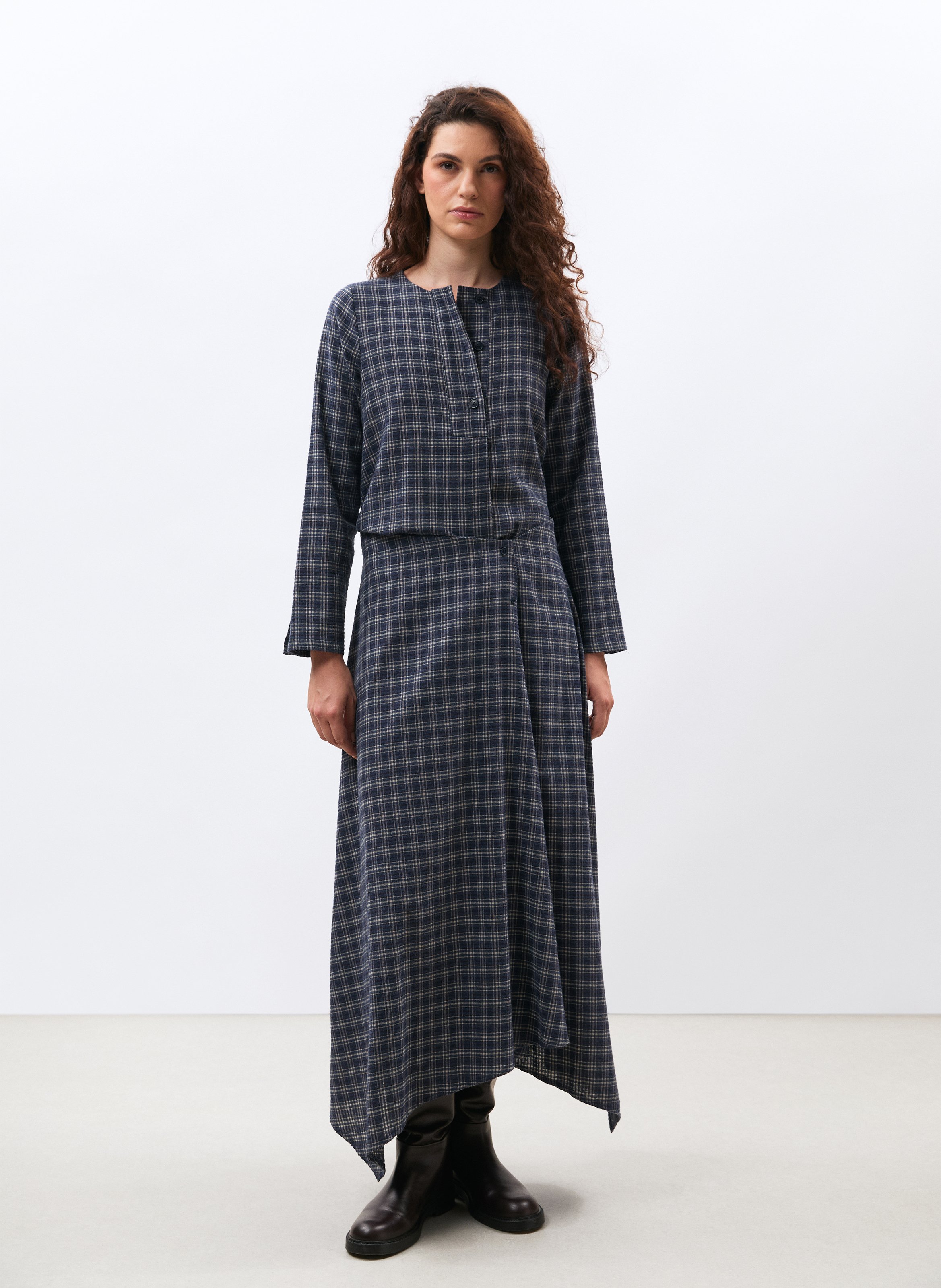Straight checked round-neck blouse HUMILITY Blue