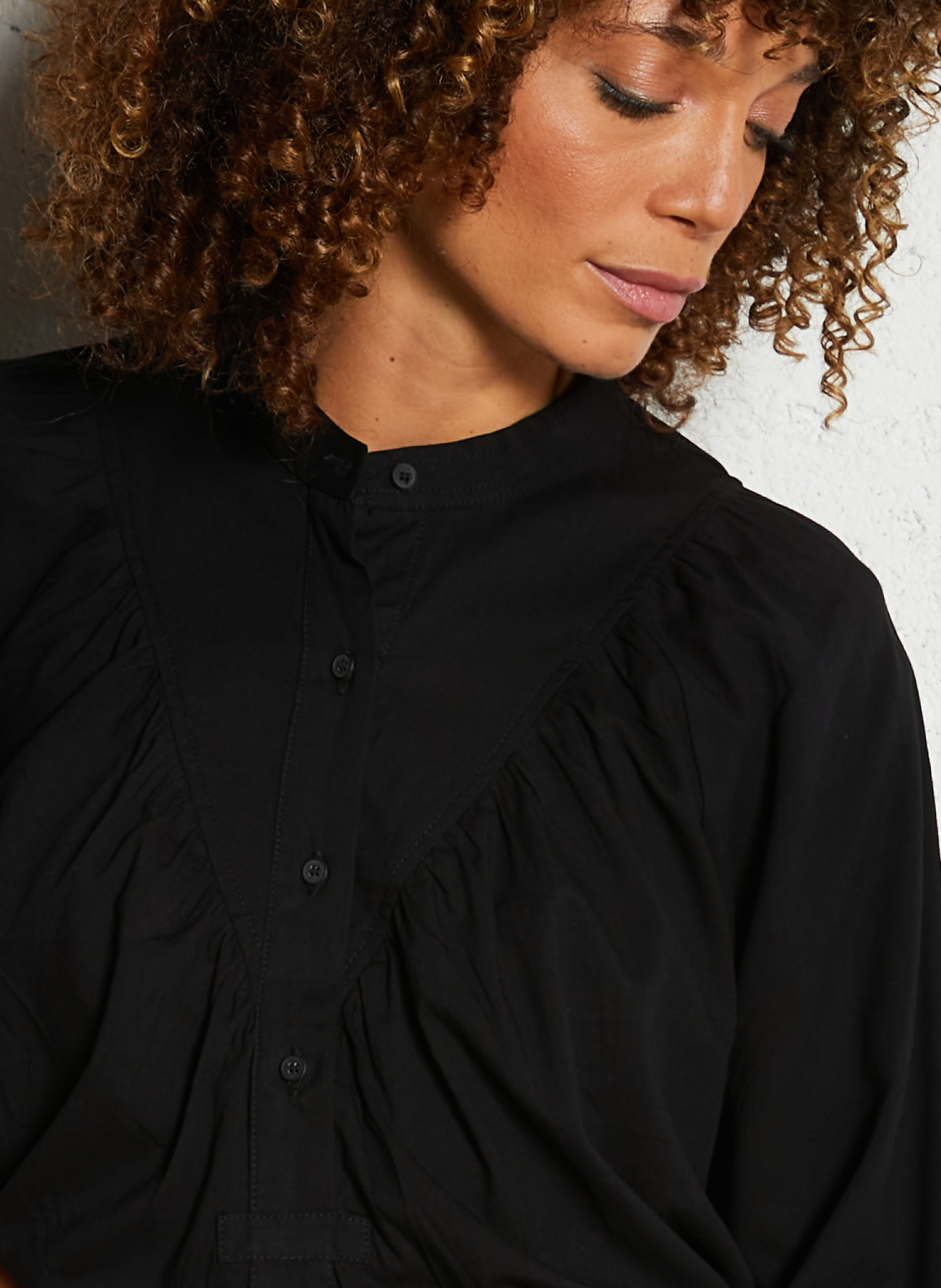 Blouse col rond en coton mélangé SEE U SOON Noir