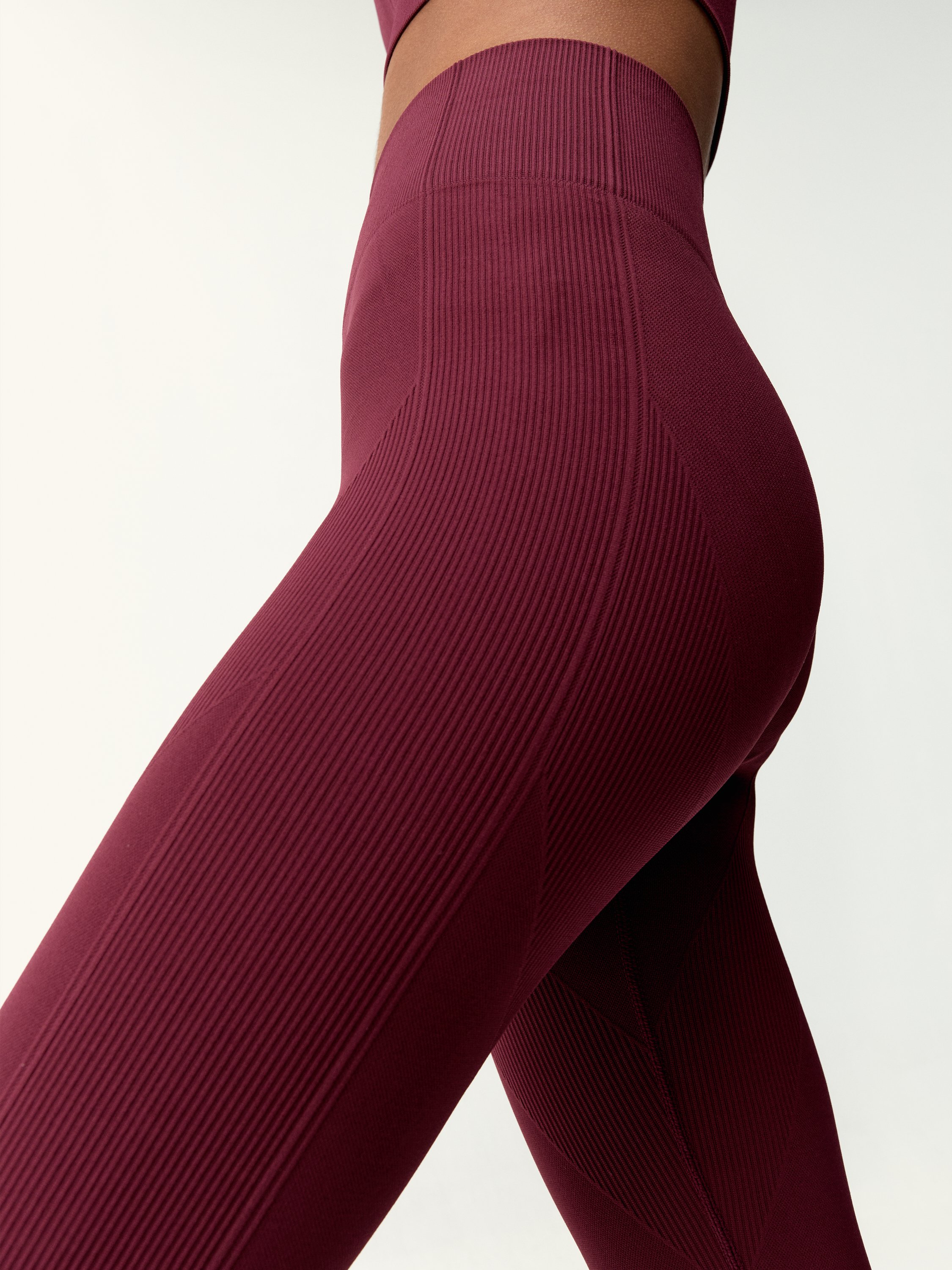 Seamless Long Sports Legging BORN LIVING YOGA Red