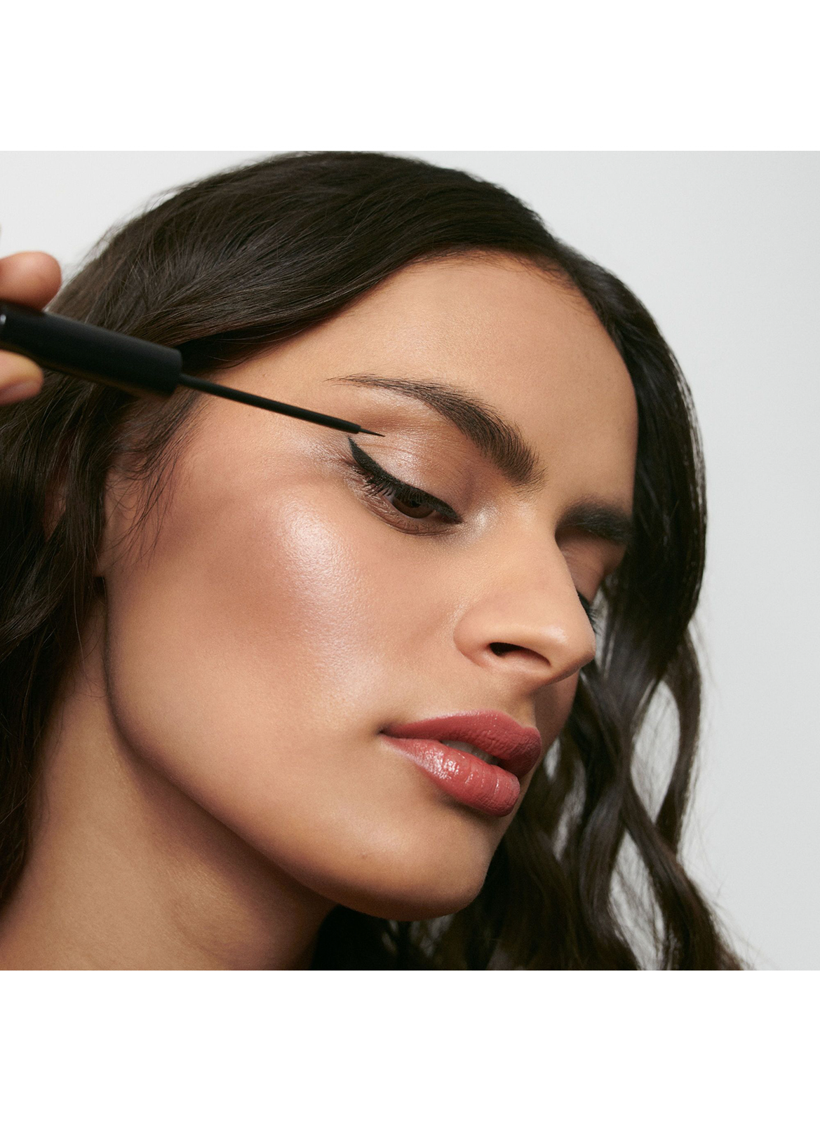 Eyeliner liquide DR. HAUSCHKA 01 noir