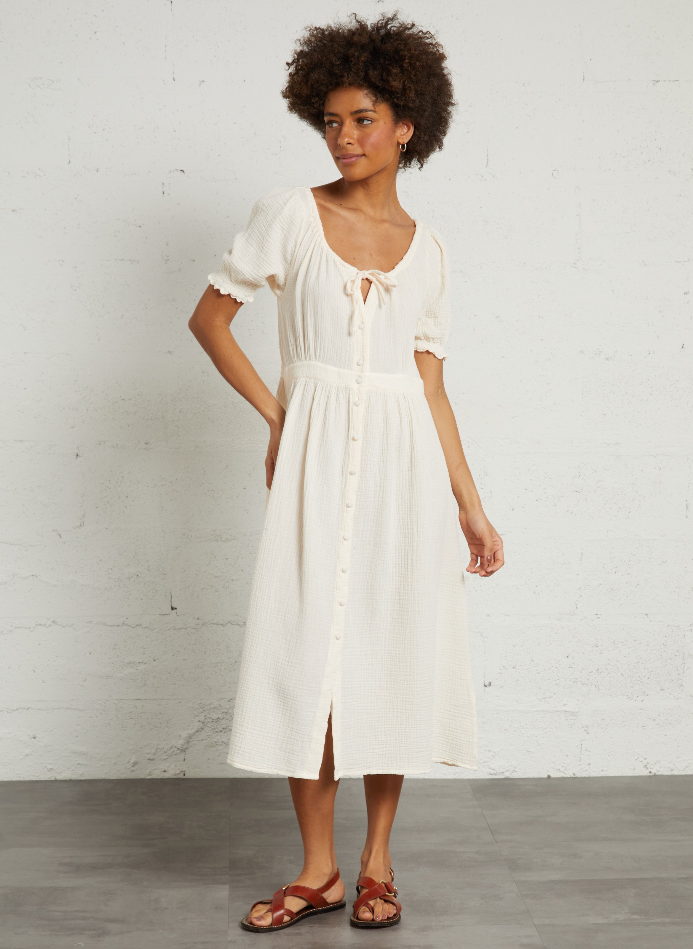 Maxikleid mit Rundhalsausschnitt aus Baumwollgaze EMILE ET IDA Beige