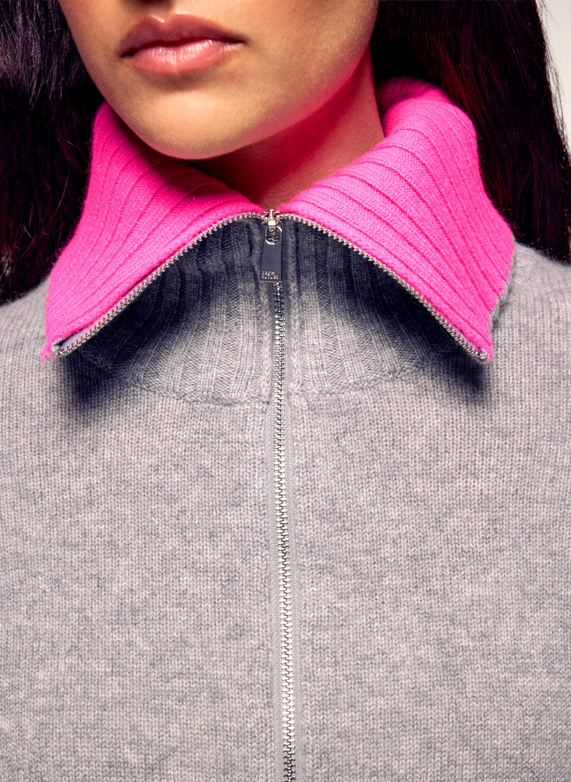 Gilet col montant zippé en cachemire FROM FUTURE Gris
