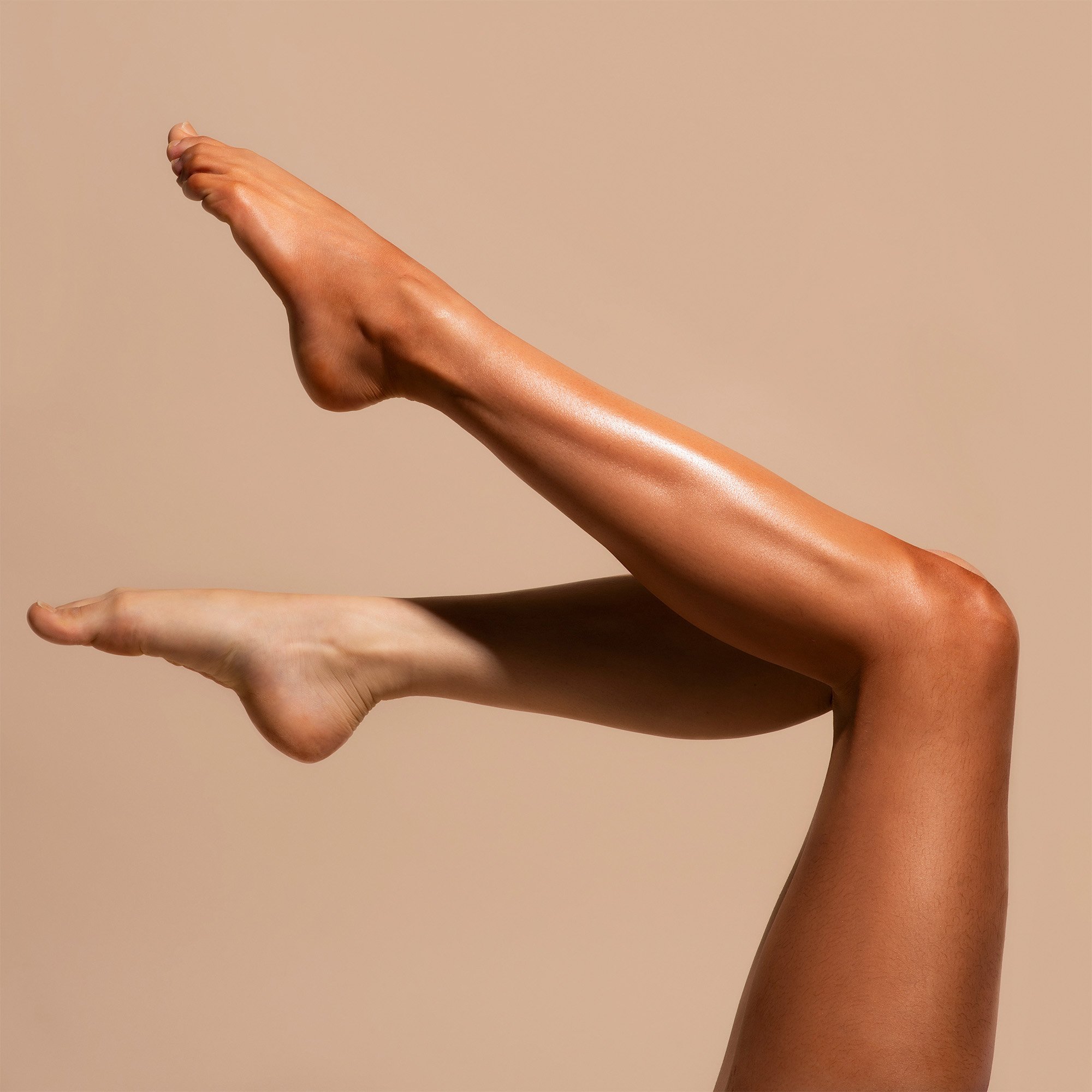 TEA TO TAN FACE & BODY BY TERRY Matte finish