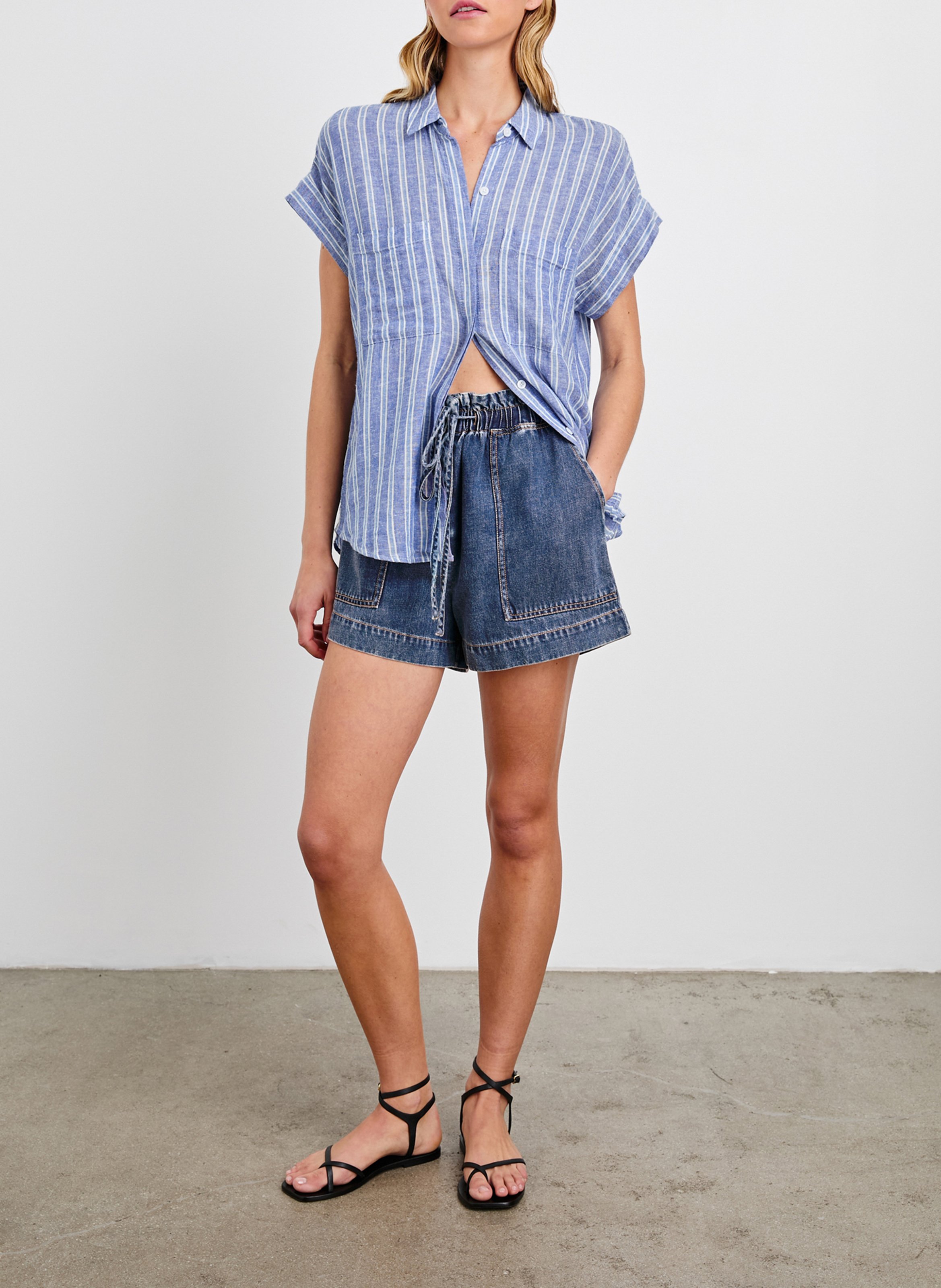 Blouse met klassieke kraag - linnenblend Blauw