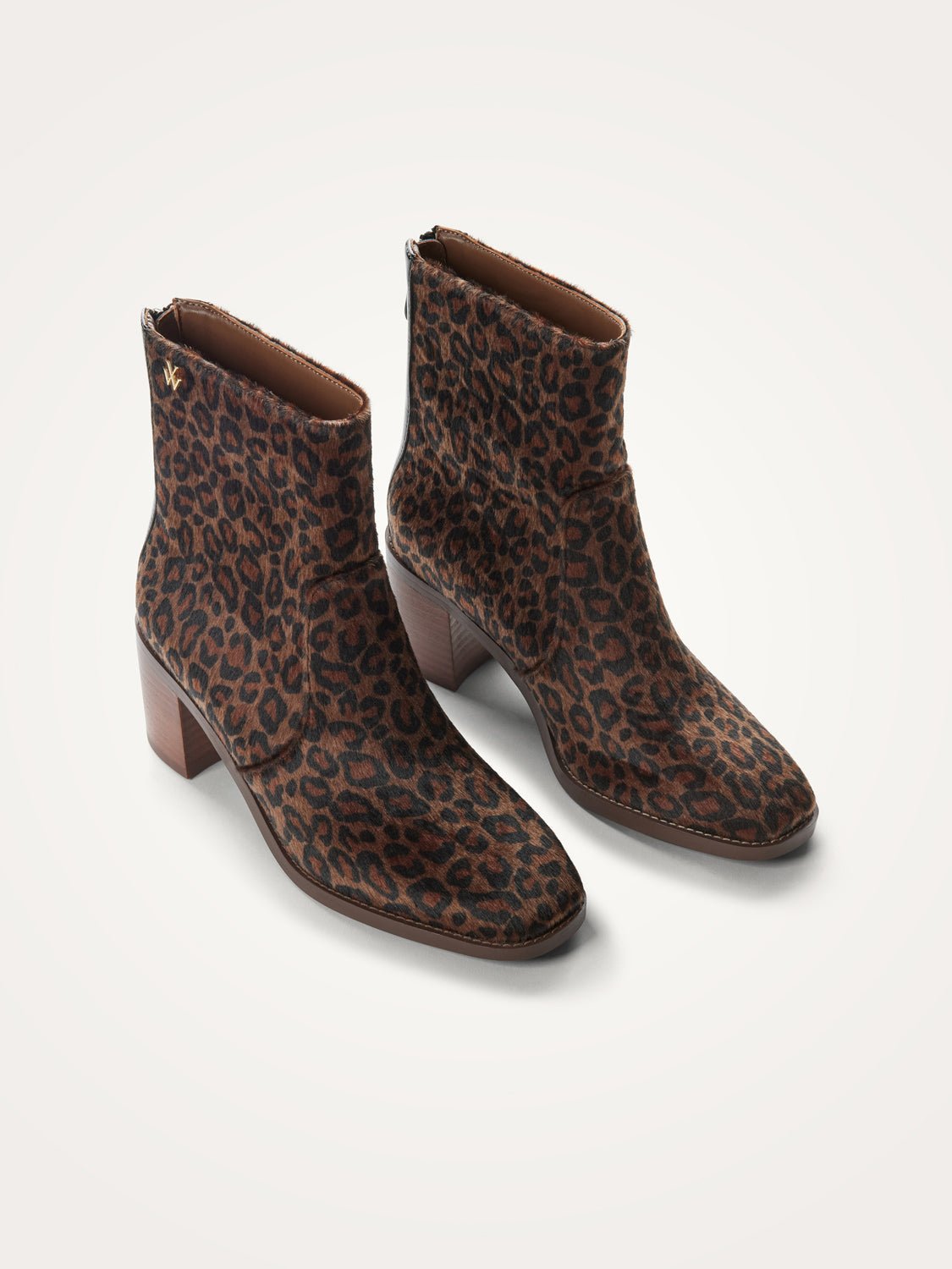 Ankle boots with heel Brown