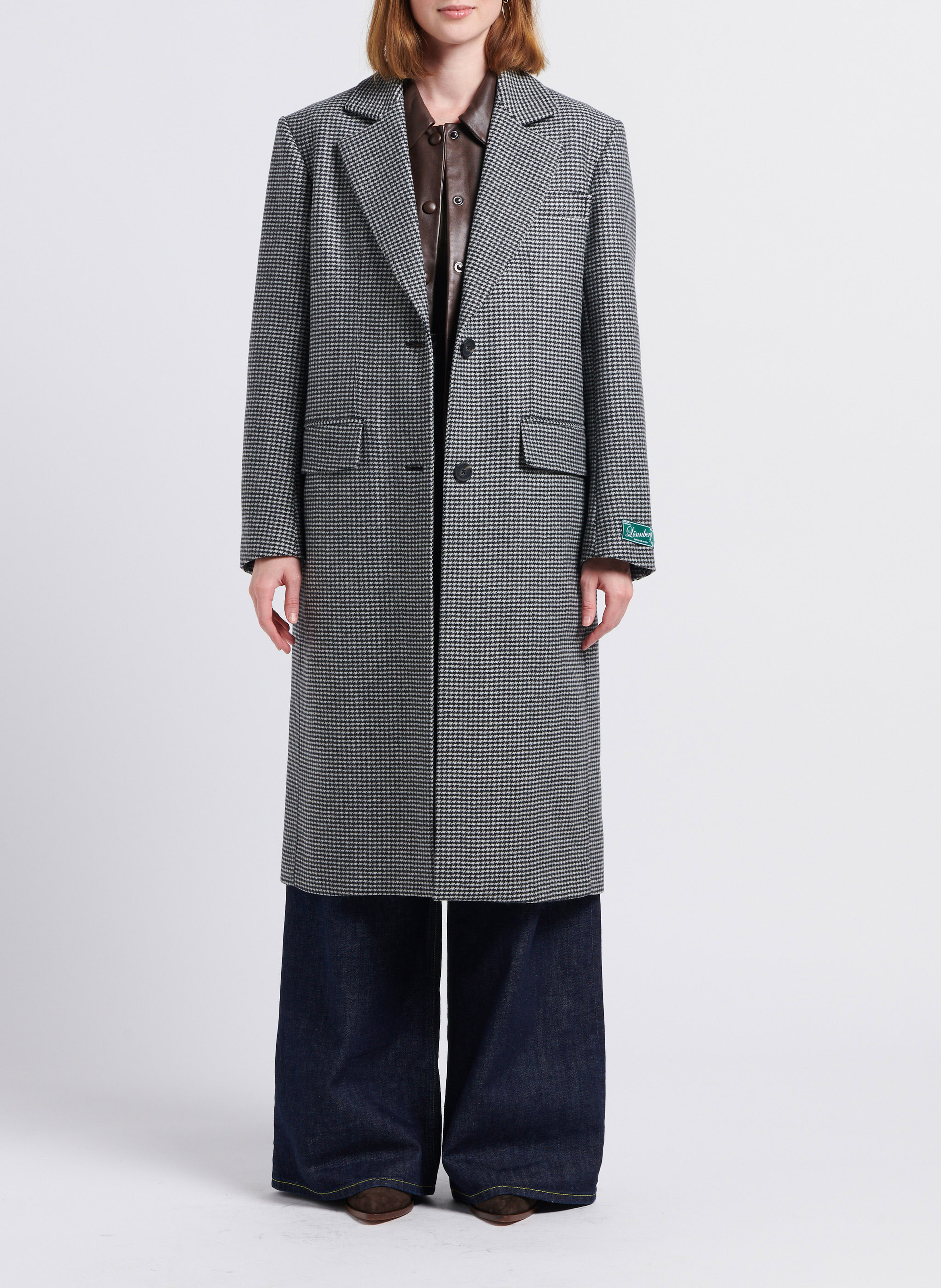 Langer Mantel mit Reverskragen und Hahnentrittmuster aus Schurwollmix MARGAUX LONNBERG Grau