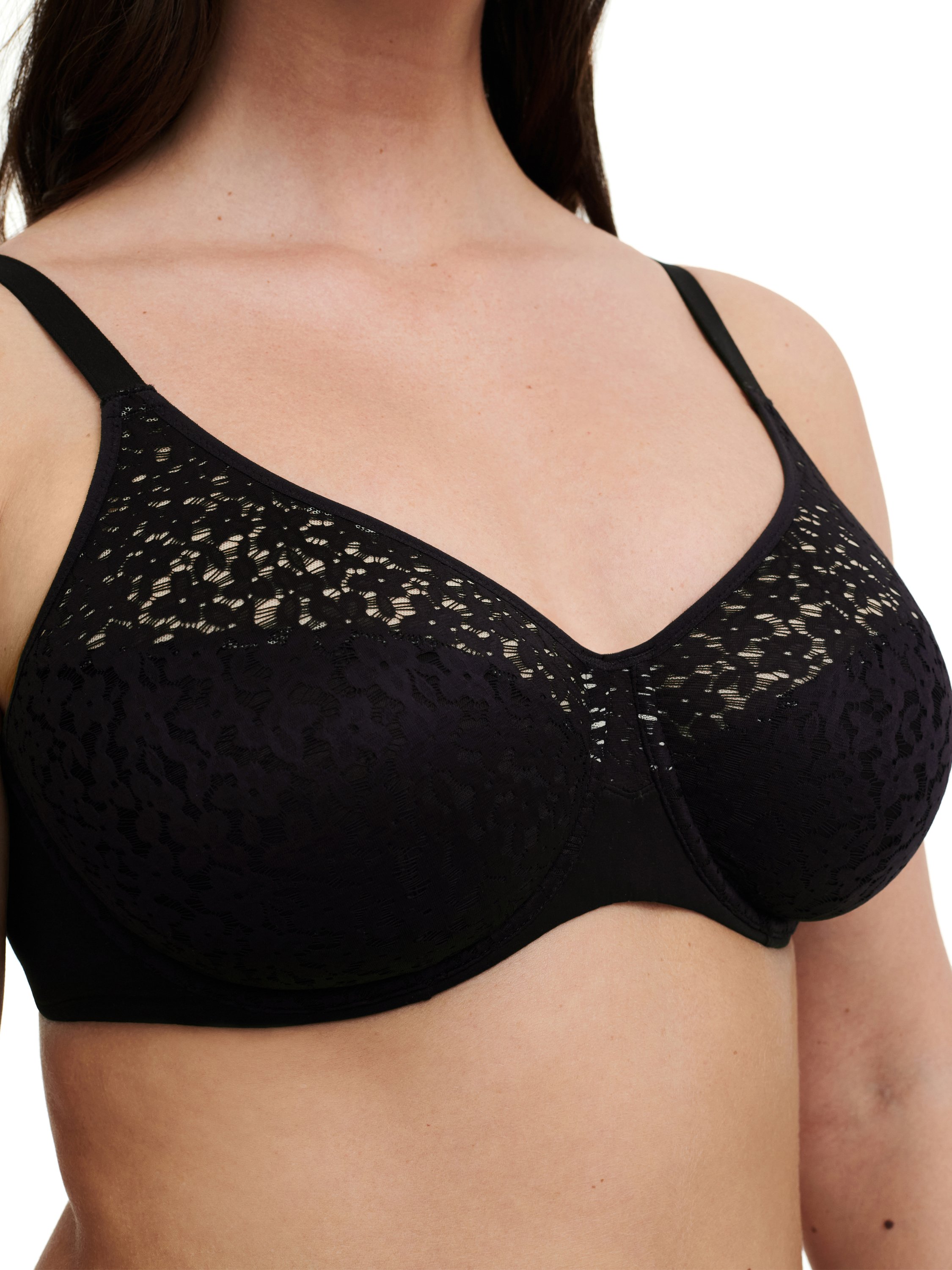 Moulded full-cup bra CHANTELLE Black