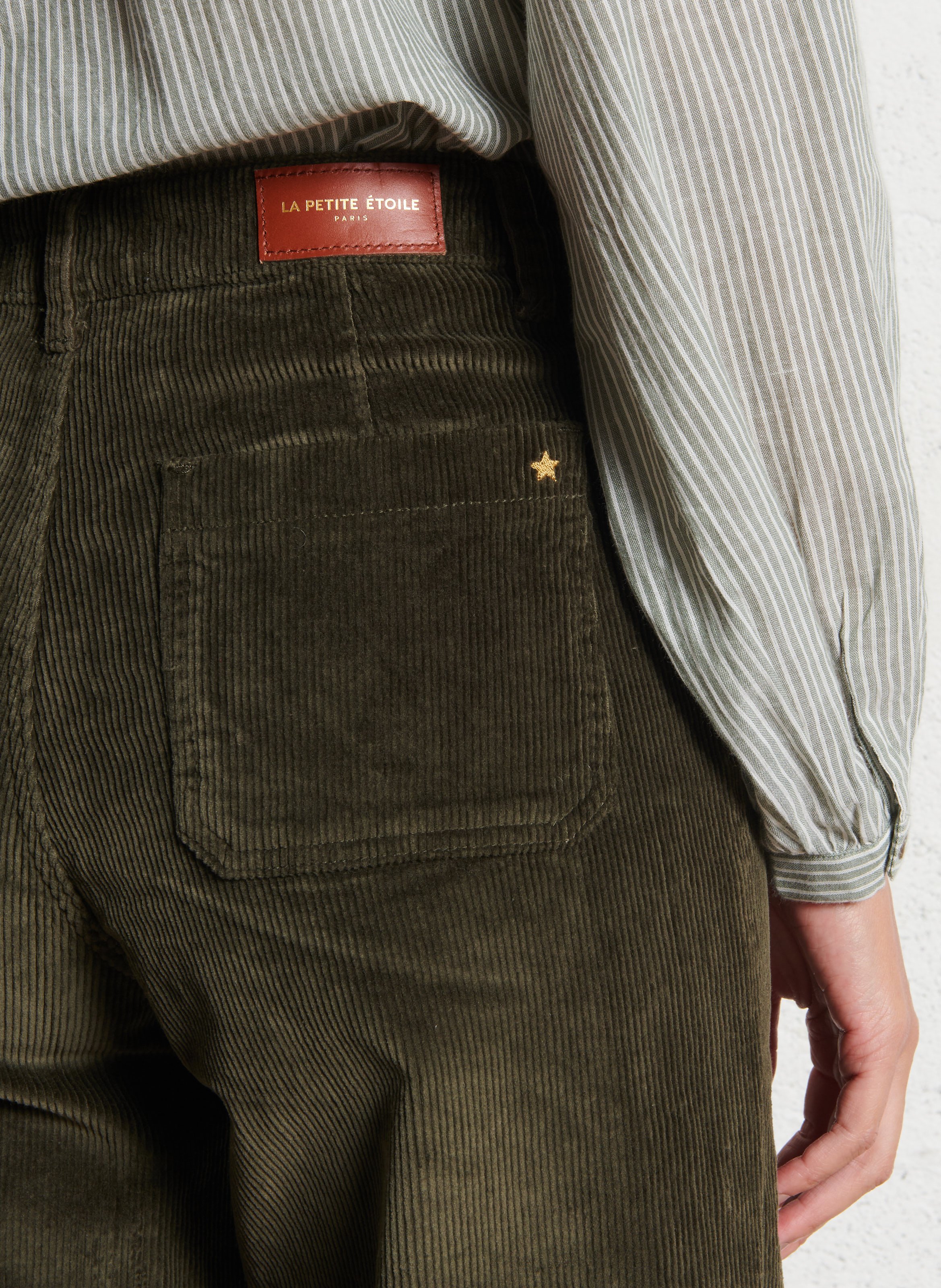 Flared High Waist Jeans aus Baumwoll-Mix LA PETITE ETOILE Khaki