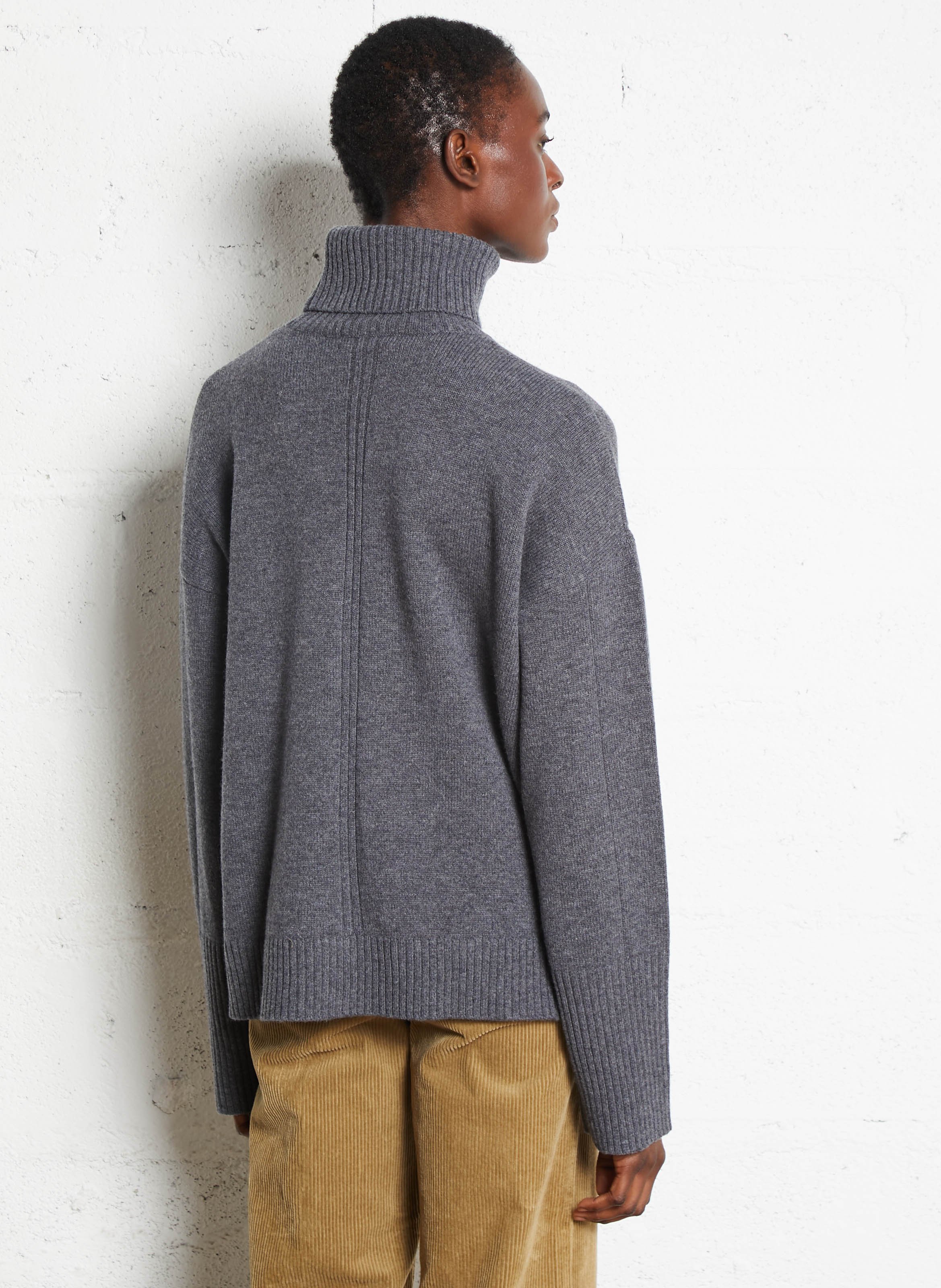 Pull ample col roulé en laine mérinos MAJESTIC FILATURES Gris