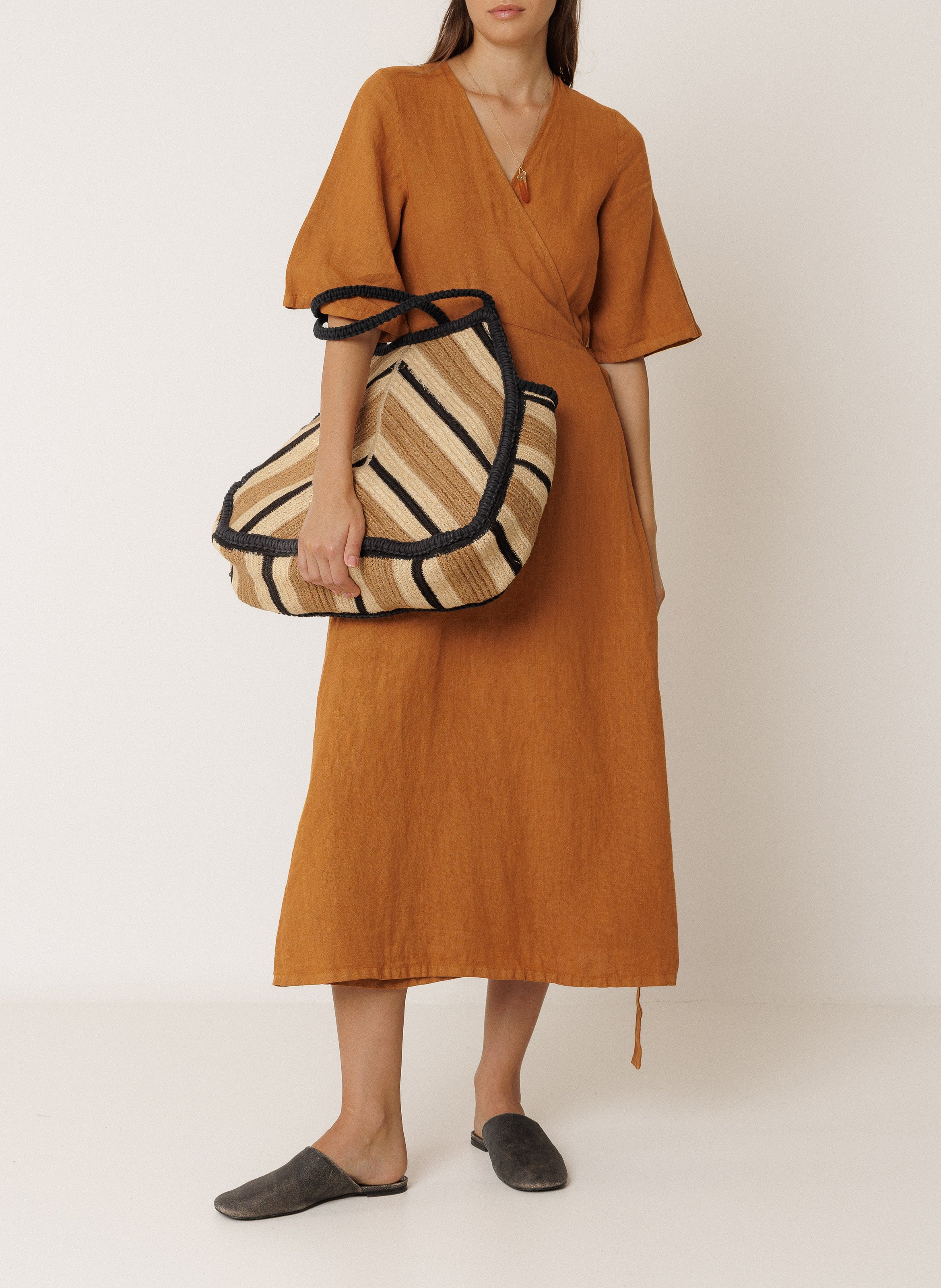 Midi Wickelkleid aus Leinen INDI & COLD Orange