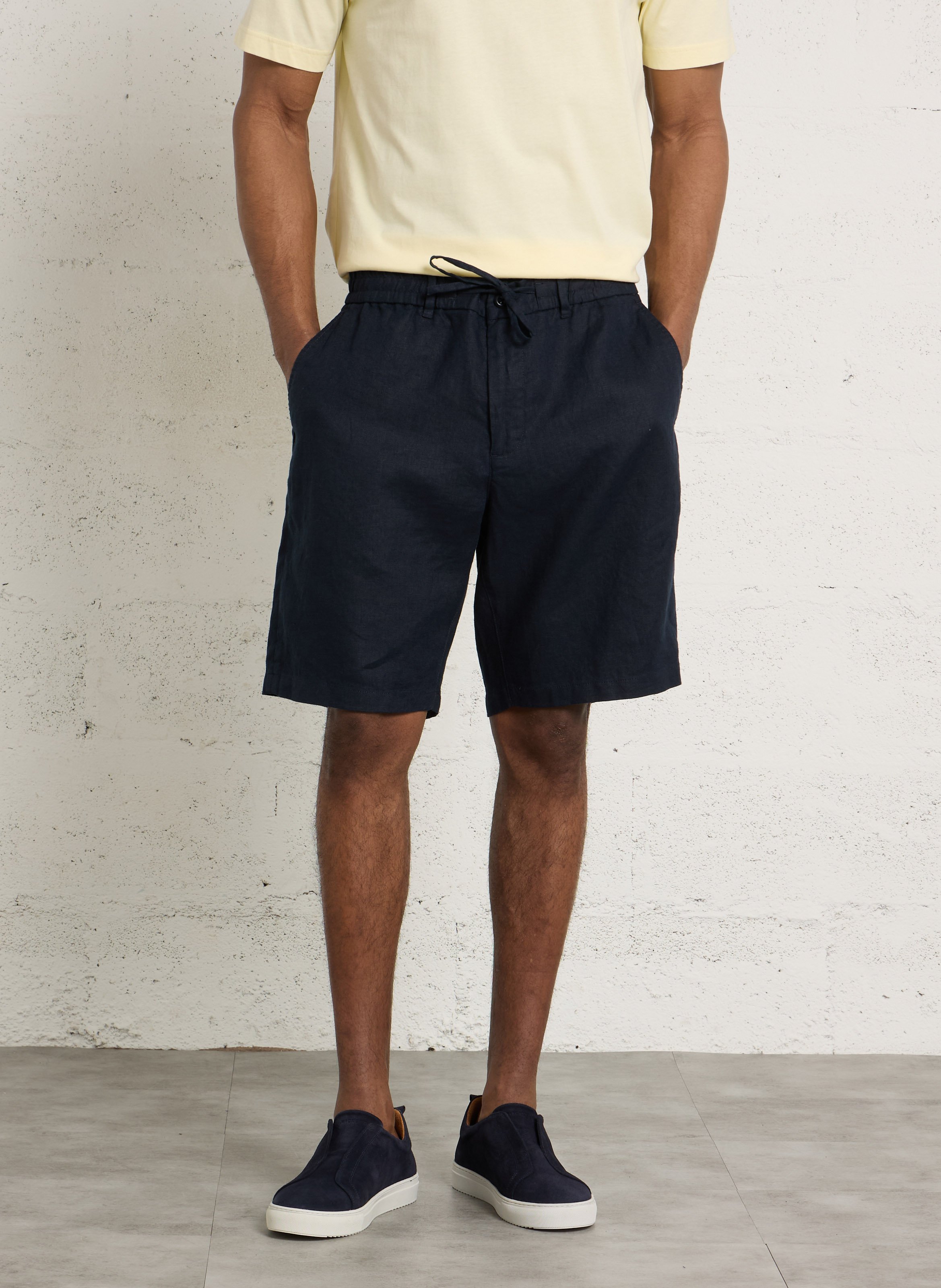 Short droit uni en lin GANT Bleu