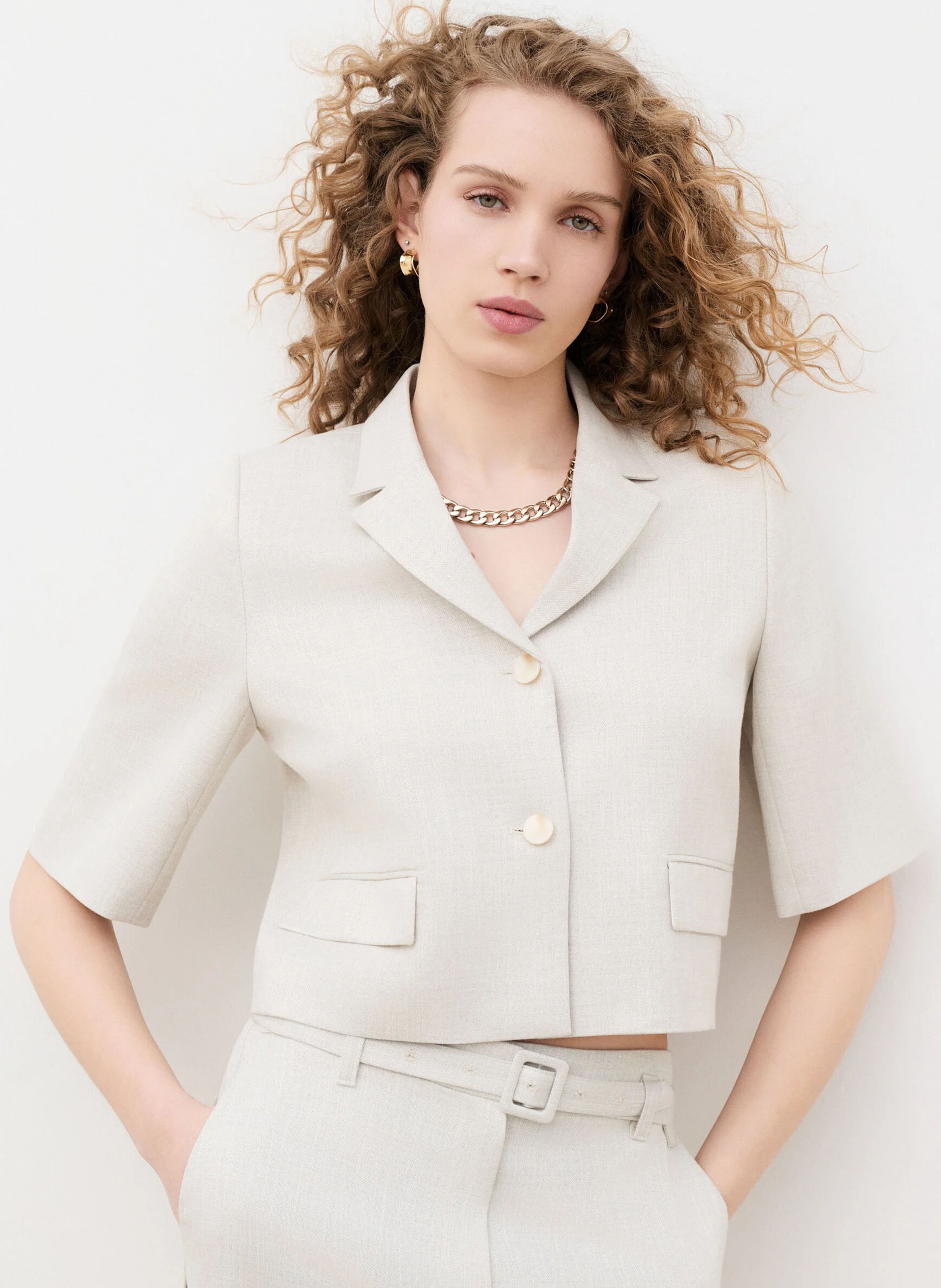 Veste courte droite  CAROLL Beige