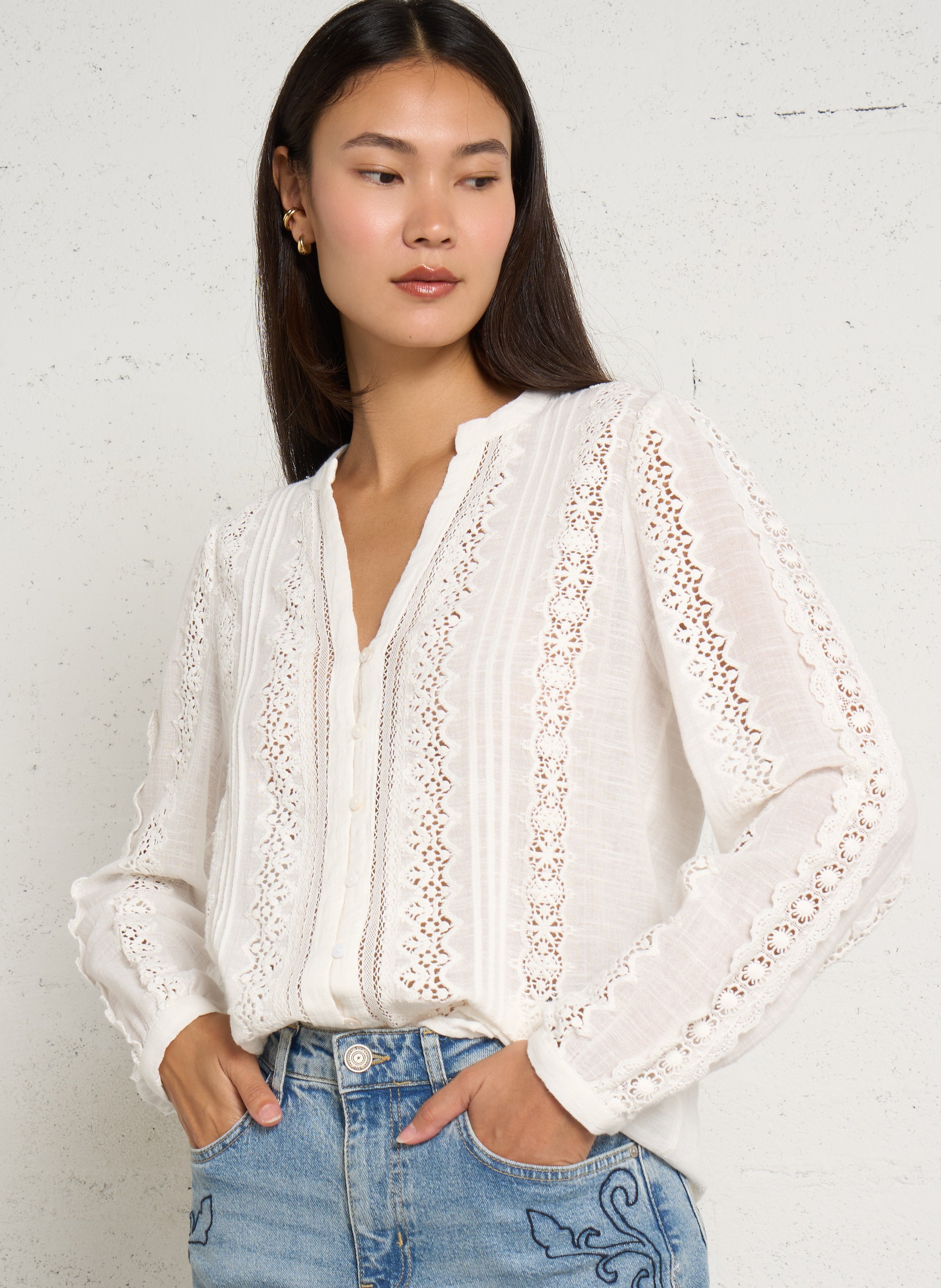 Blouse met tuniekkraag en borduurwerk MAISON 123 Beige