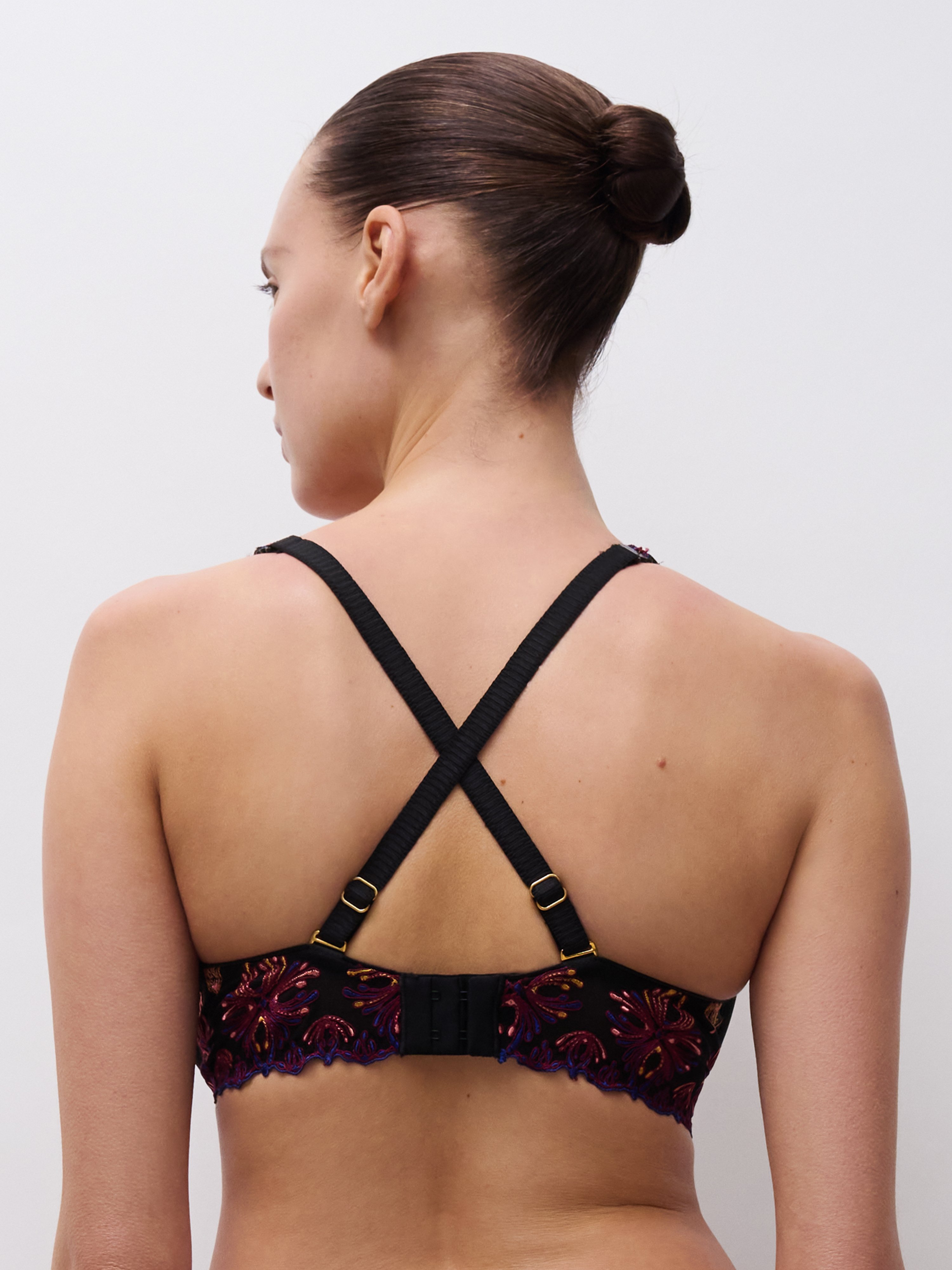 Full-cup shape memory bra CHANTELLE Multicolored