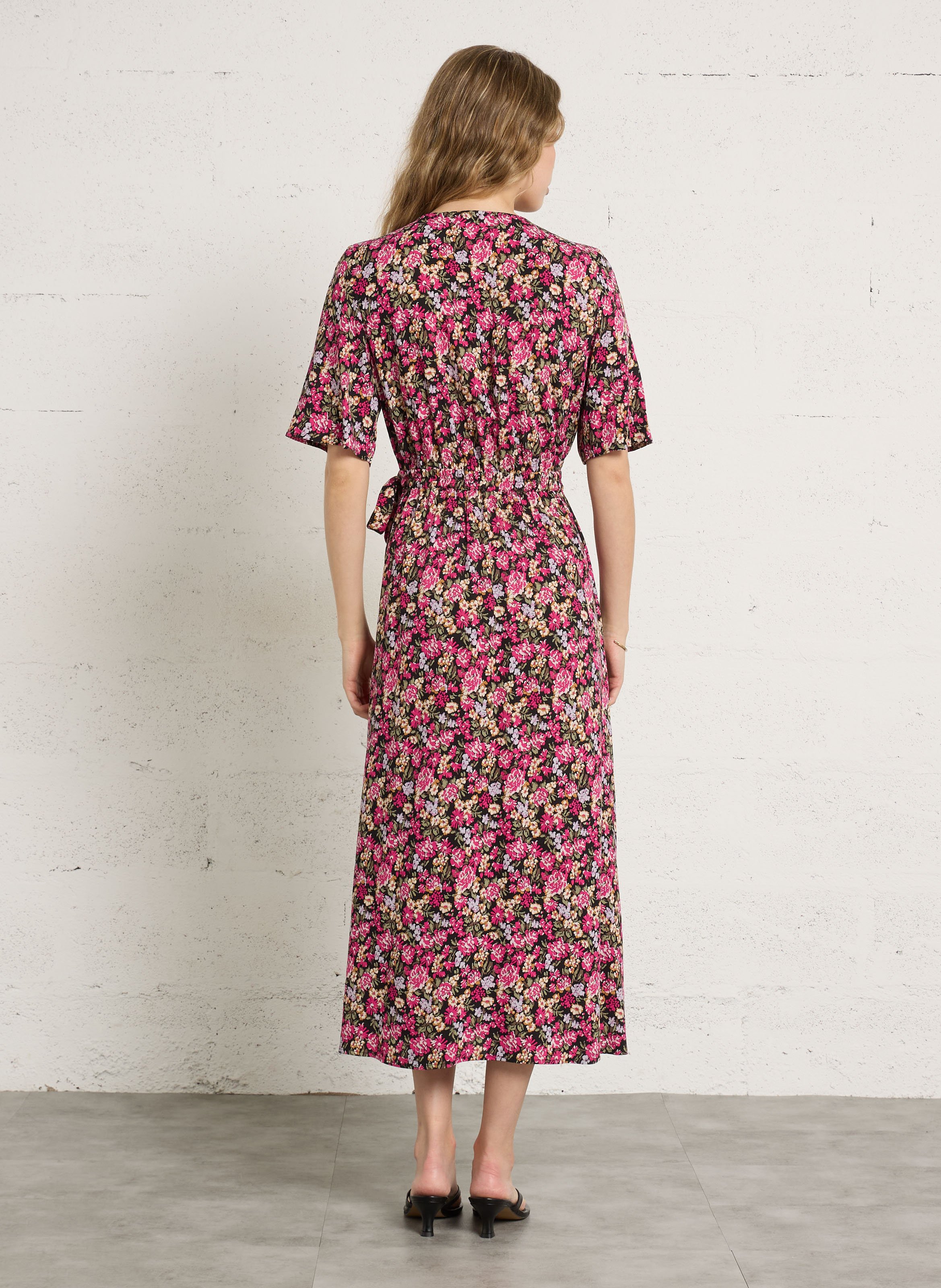 Floral print V-neck midi dress Multicolored