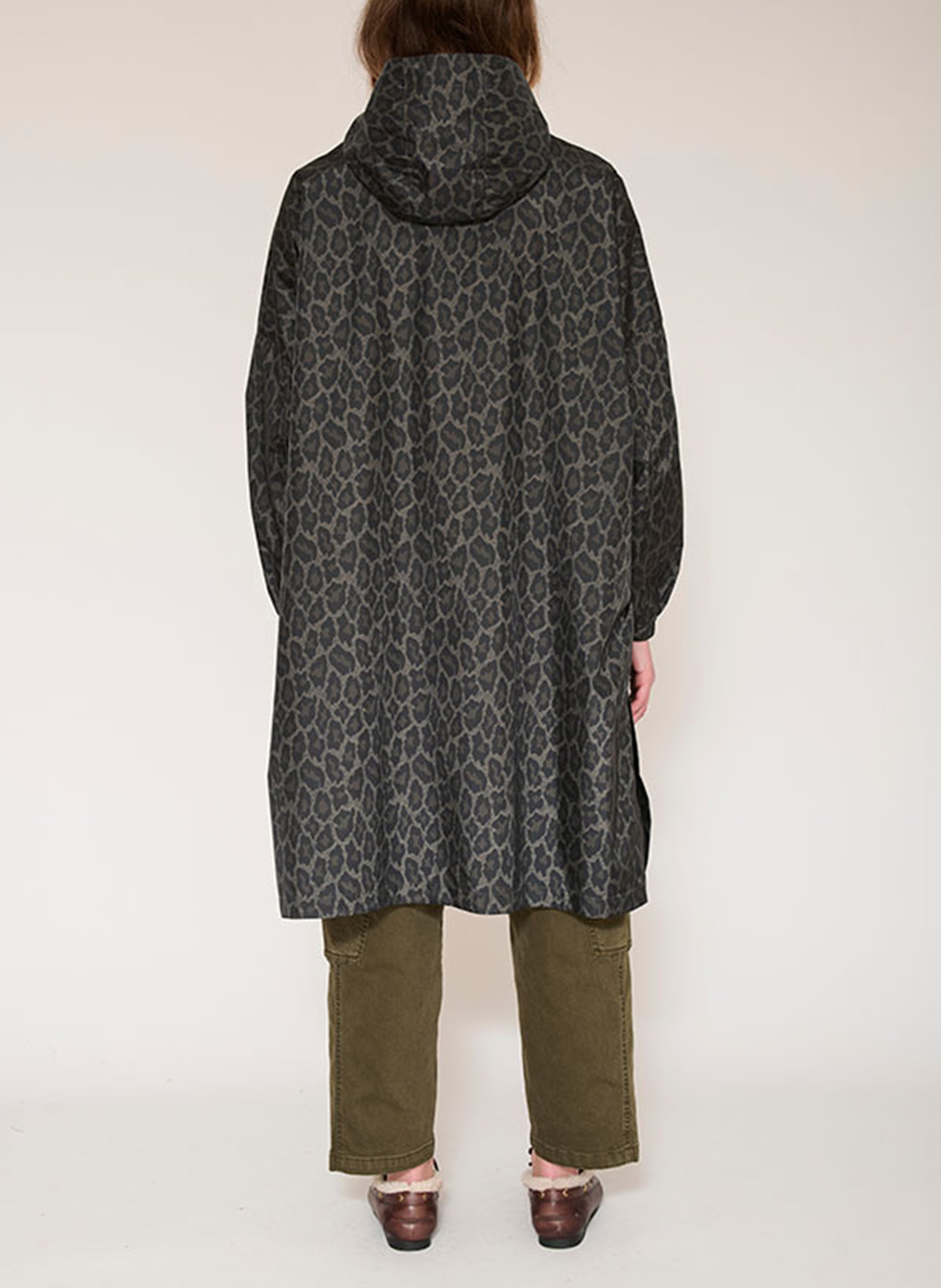 Imperméable ample col montant imprimé MKT Kaki