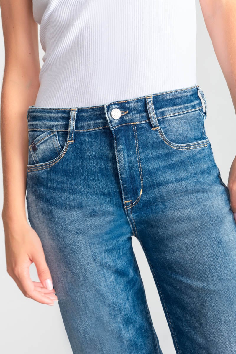 High-waisted straight leg push-up jeans, 7/8 length LE TEMPS DES CERISES Blue