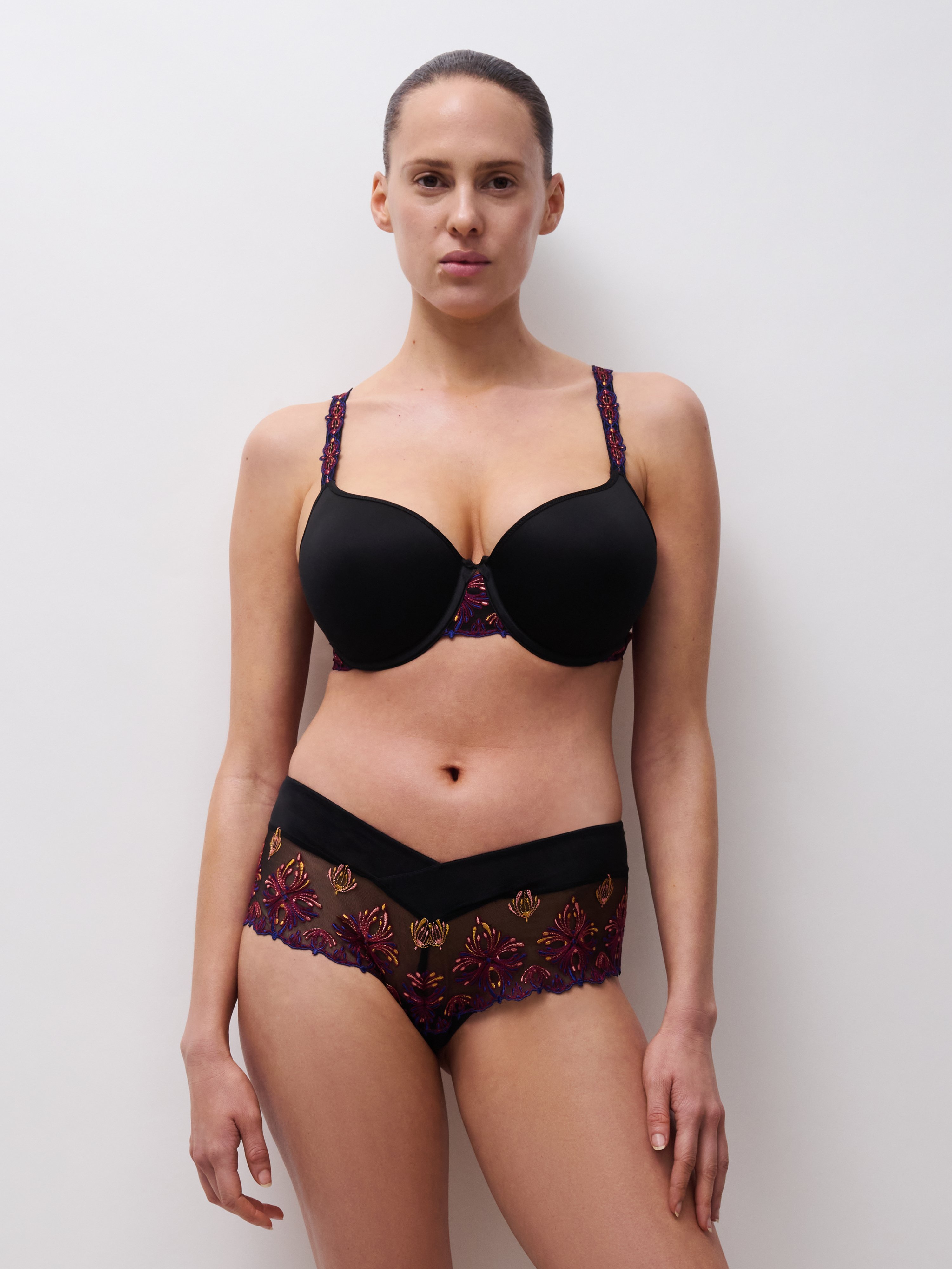 Full-cup shape memory bra CHANTELLE Multicolored