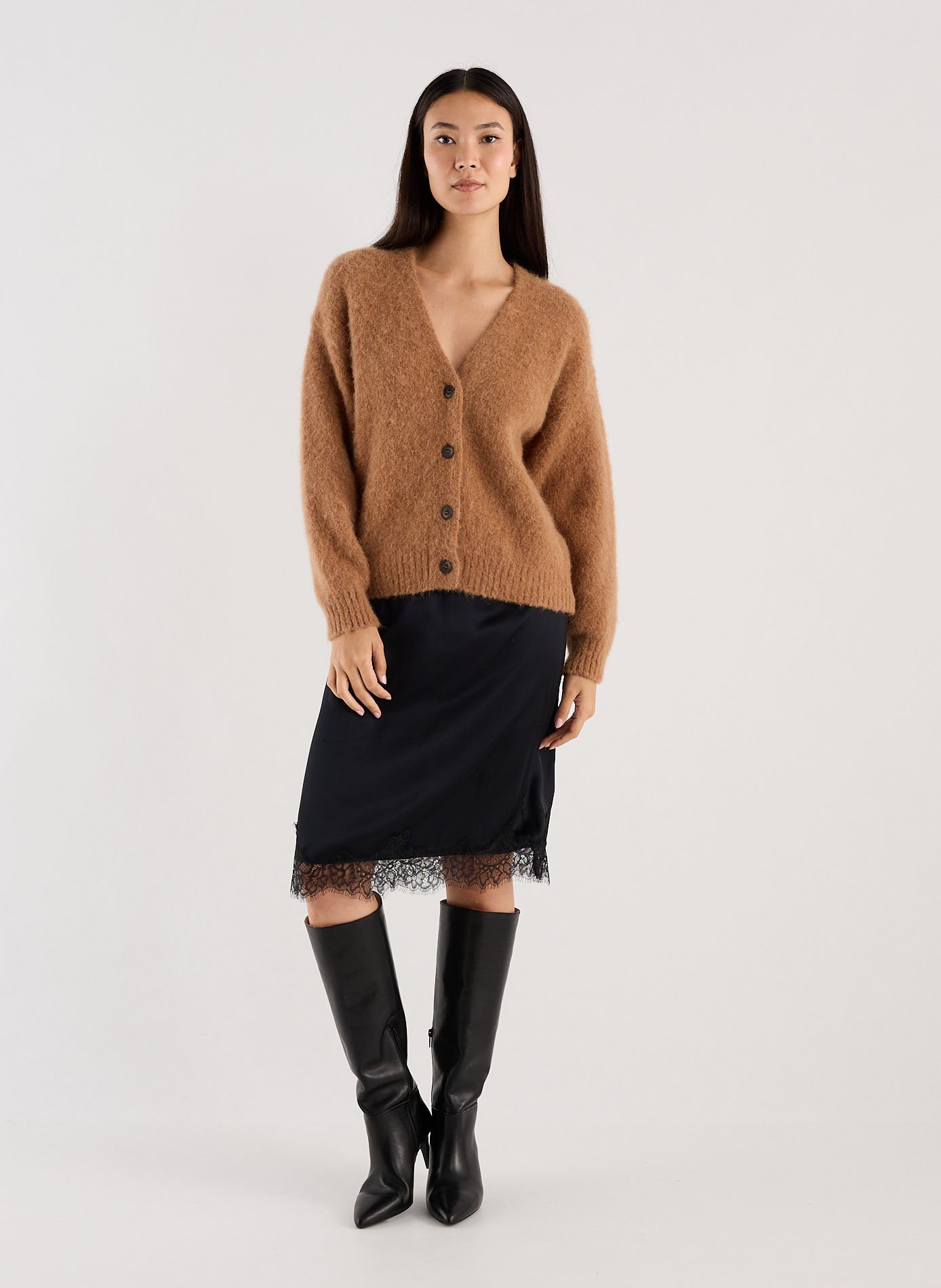 Recht, gebreid vest met V-hals SAISON 1865 Bruin