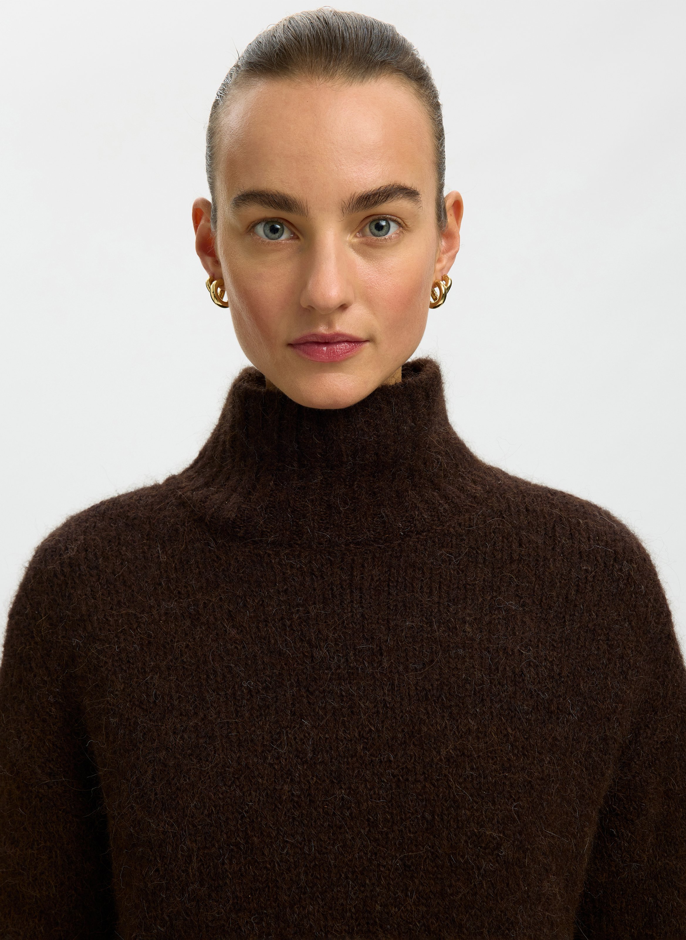 Magenta - Pullover mit Stehkragen, aus Wollmix SELECTED Braun