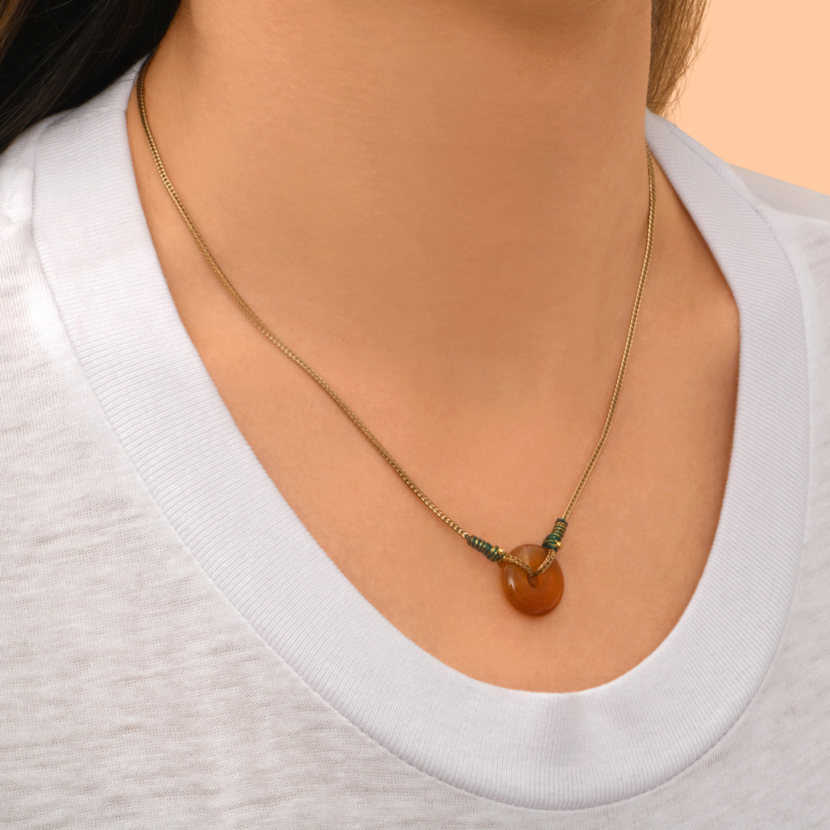 Adjustable pendant necklace in carnelian and silk threads SATELLITE PARIS Orange