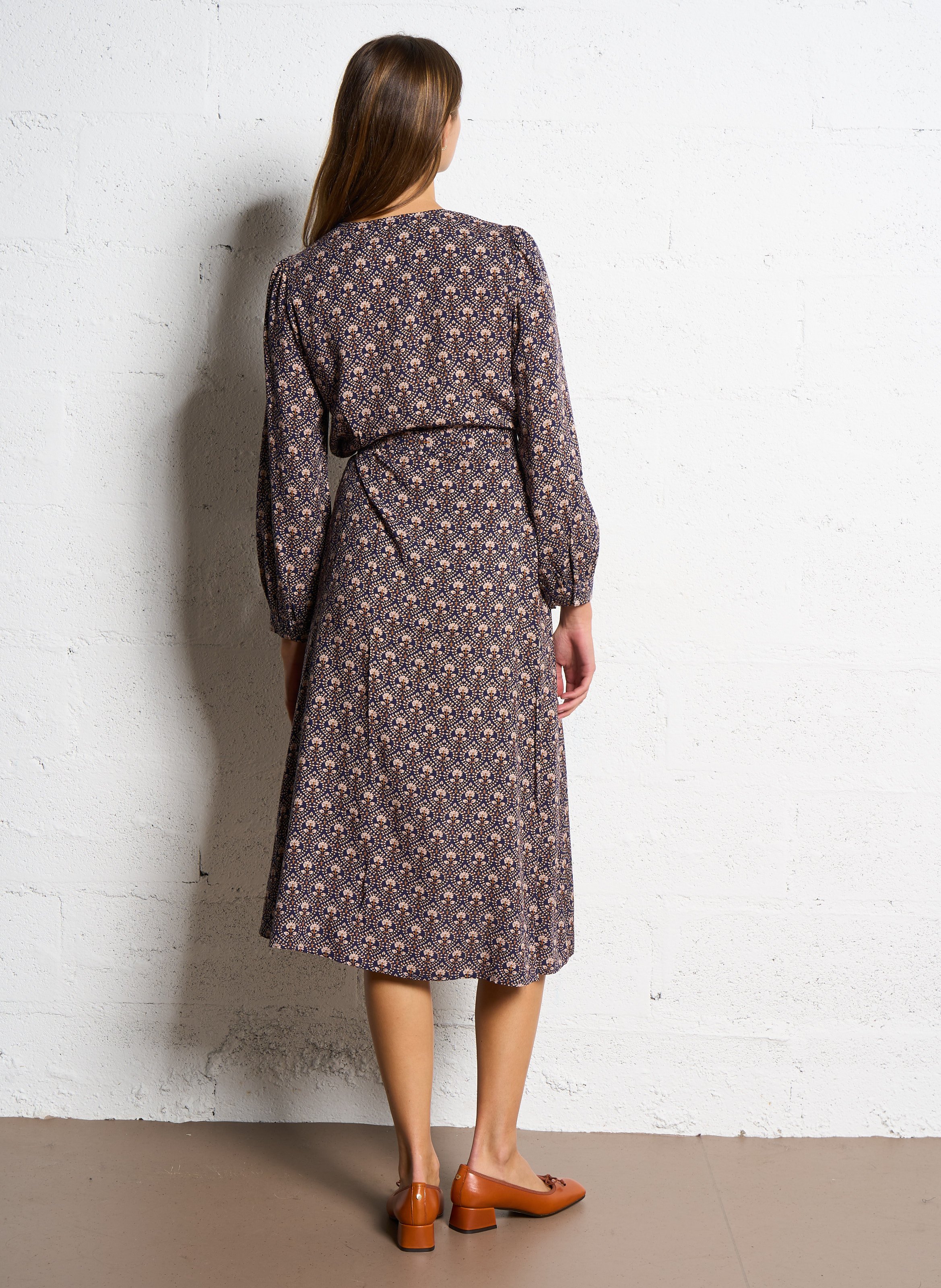 Halflange jurk met V-hals en print LA PETITE ETOILE Veelkleurig