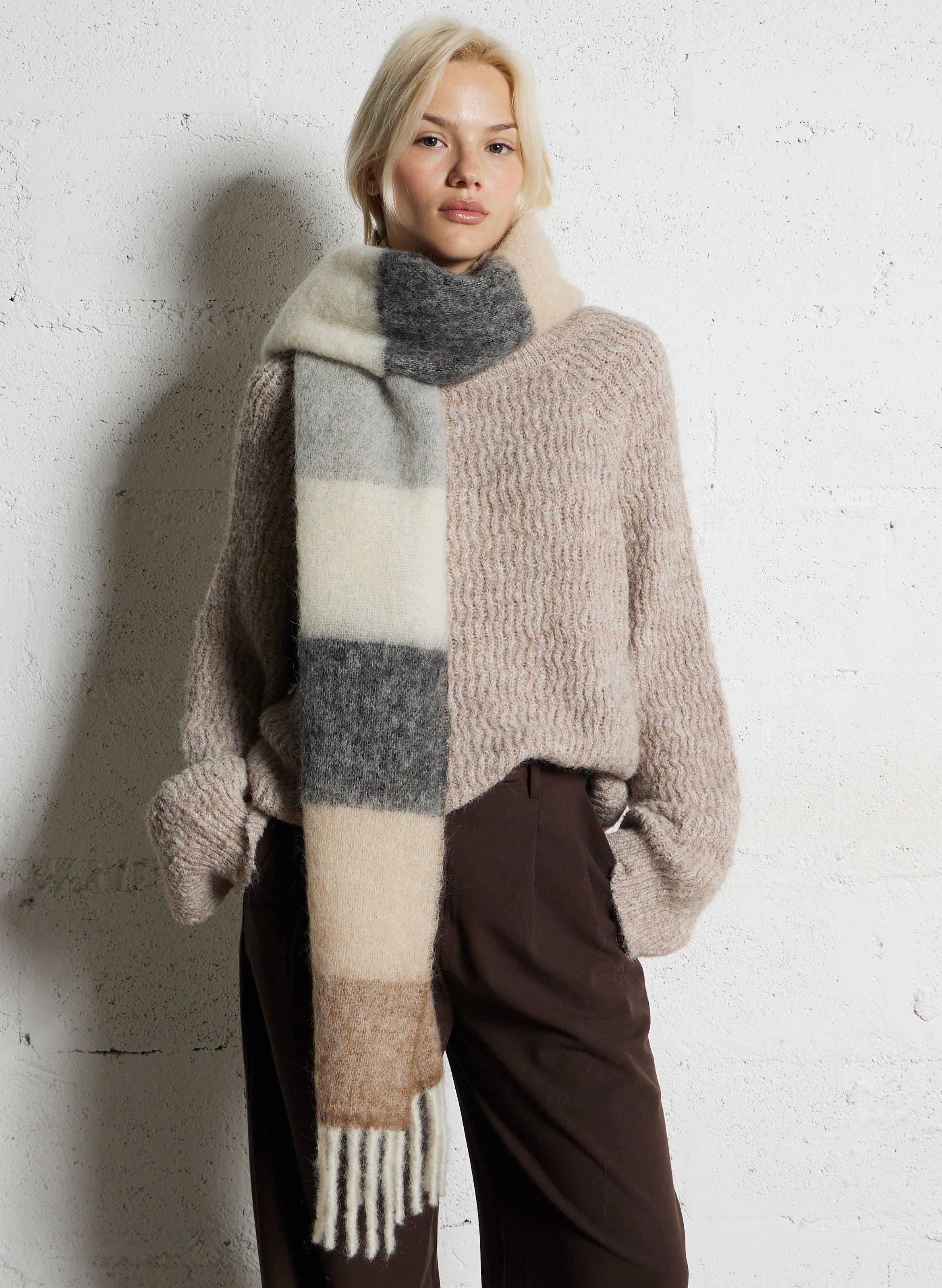 Gestreifter Schal aus Wollmix BECKSONDERGAARD Braun