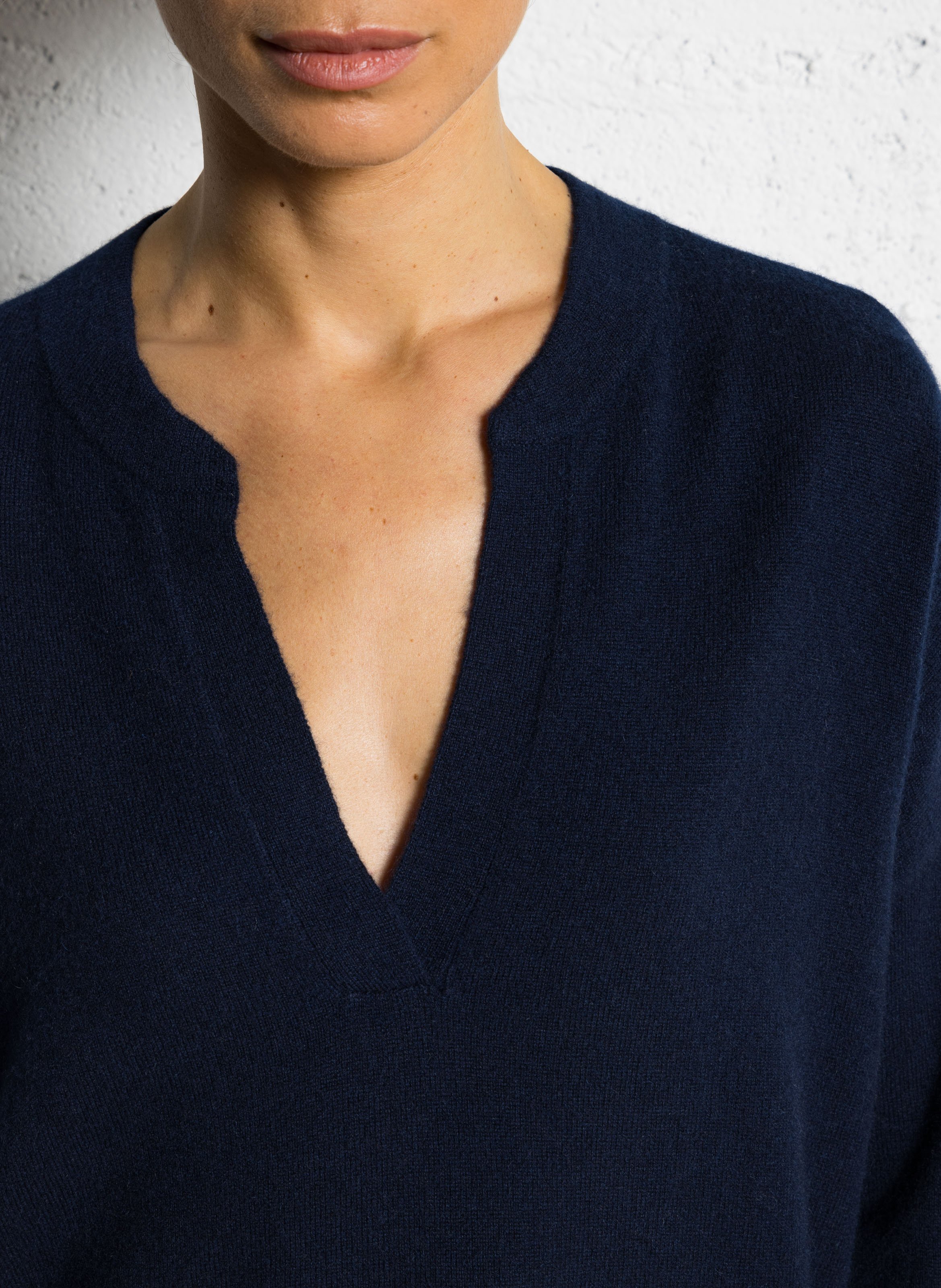 Pull col V en cachemire  SUD EXPRESS Bleu