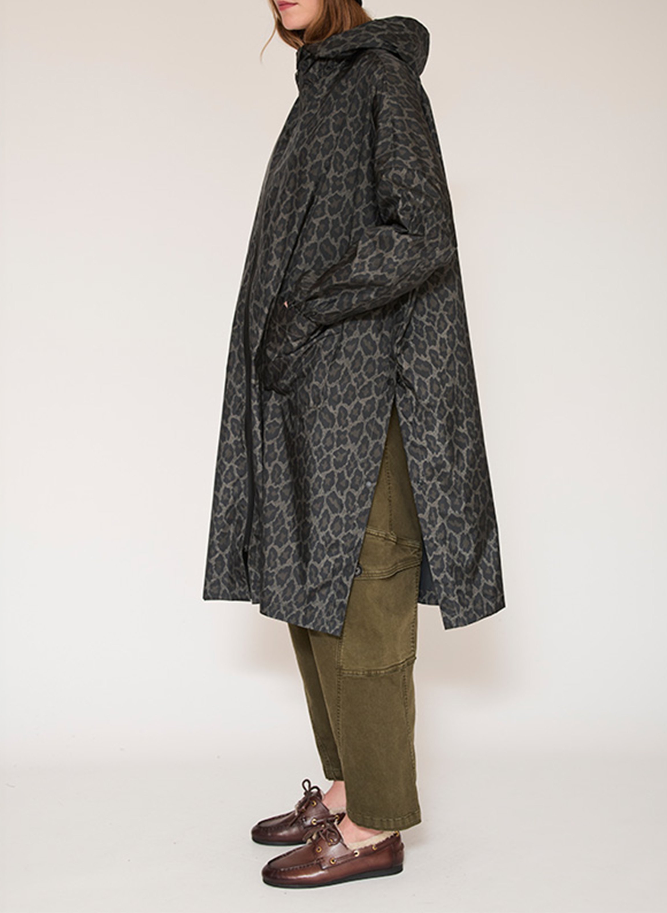 Imperméable ample col montant imprimé MKT Kaki