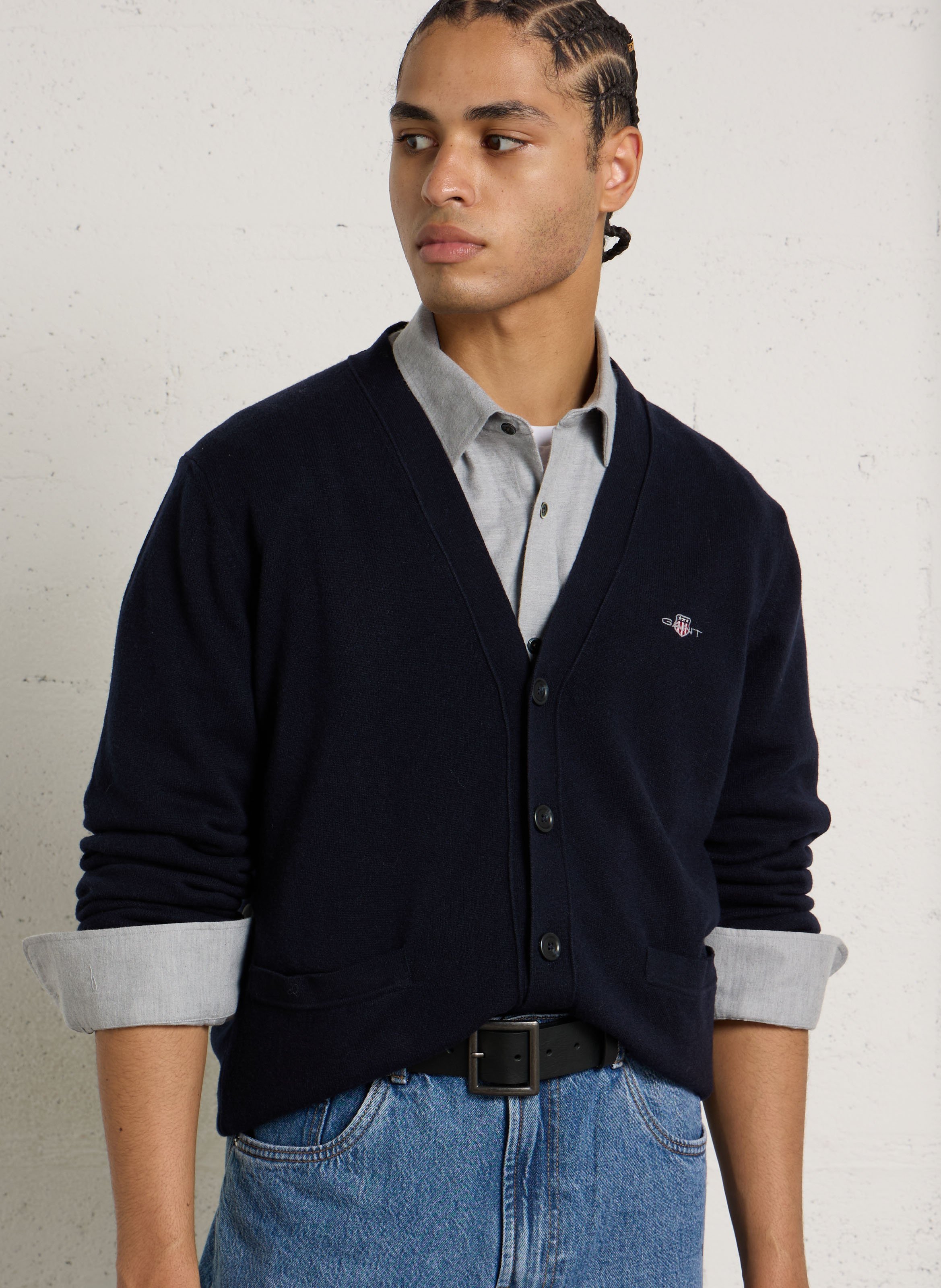 Gerade geschnittene Strickjacke mit V-Ausschnitt aus Wolle GANT Blau