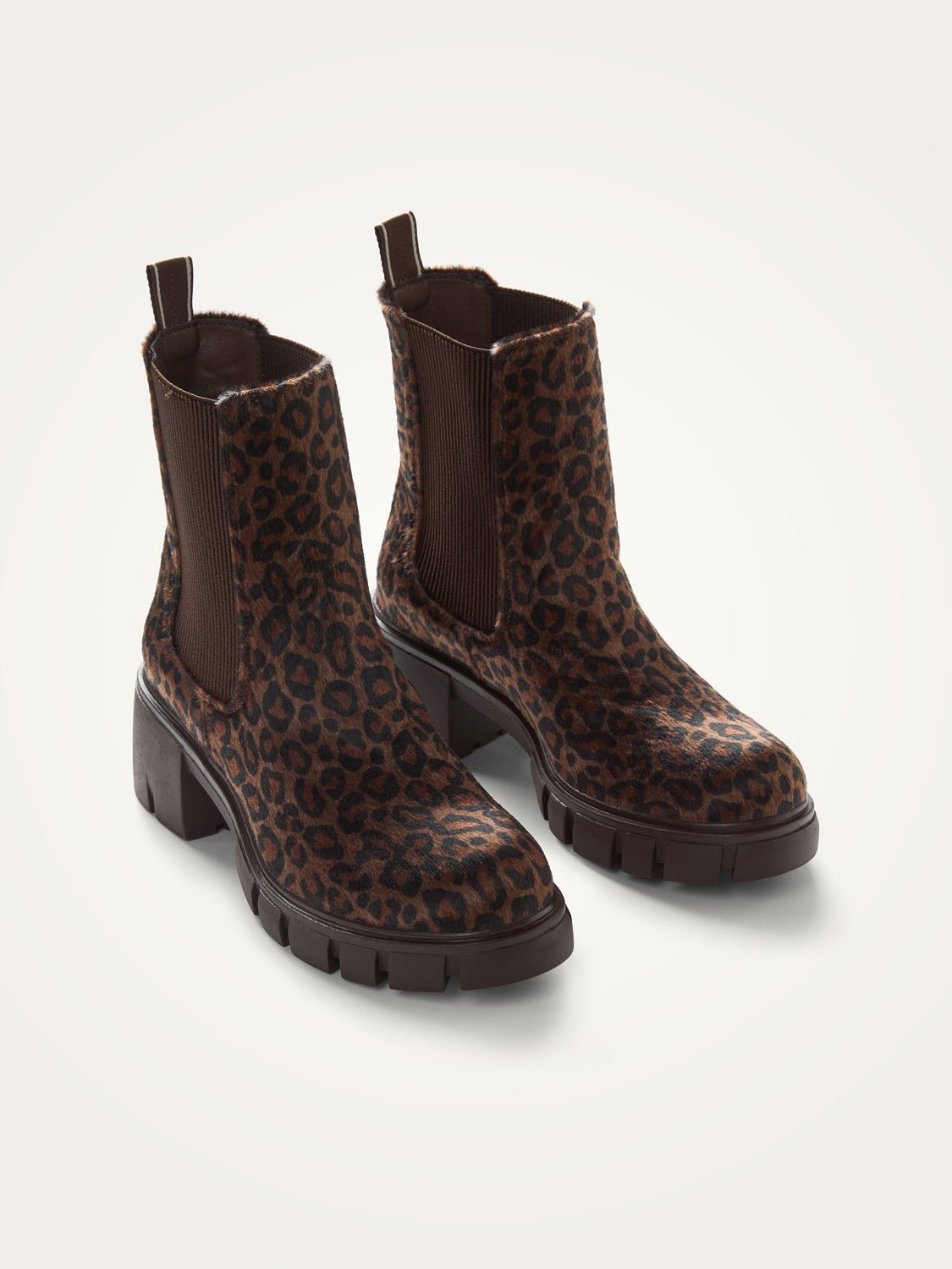 Chelsea suede ankle boots VANESSA WU Brown