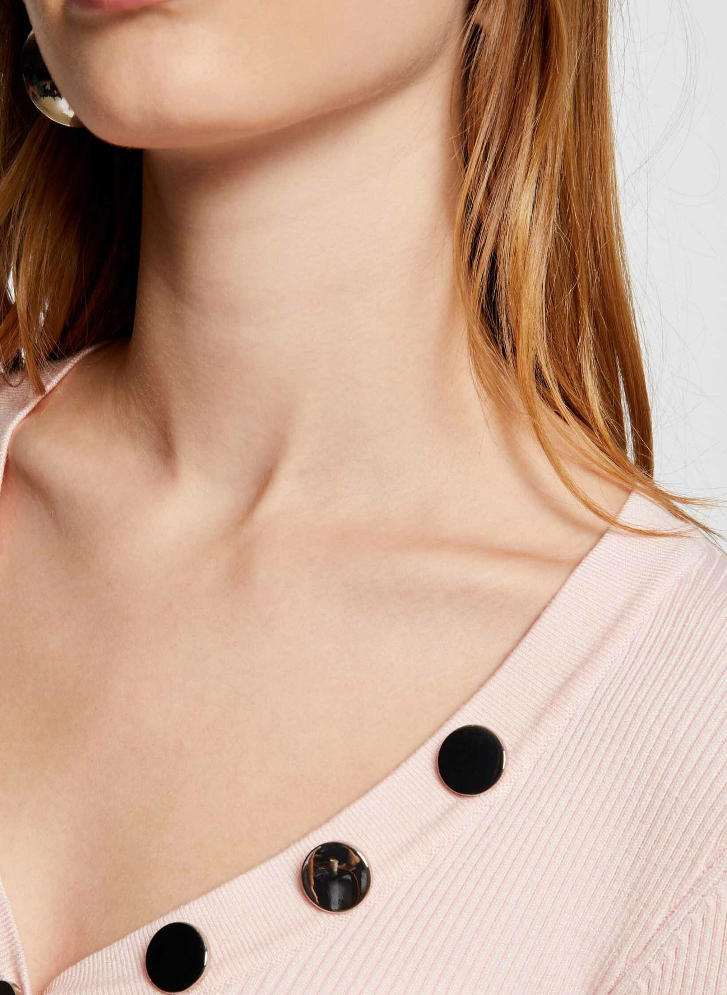 Pull col V boutonné en maille côtelée MORGAN Rose