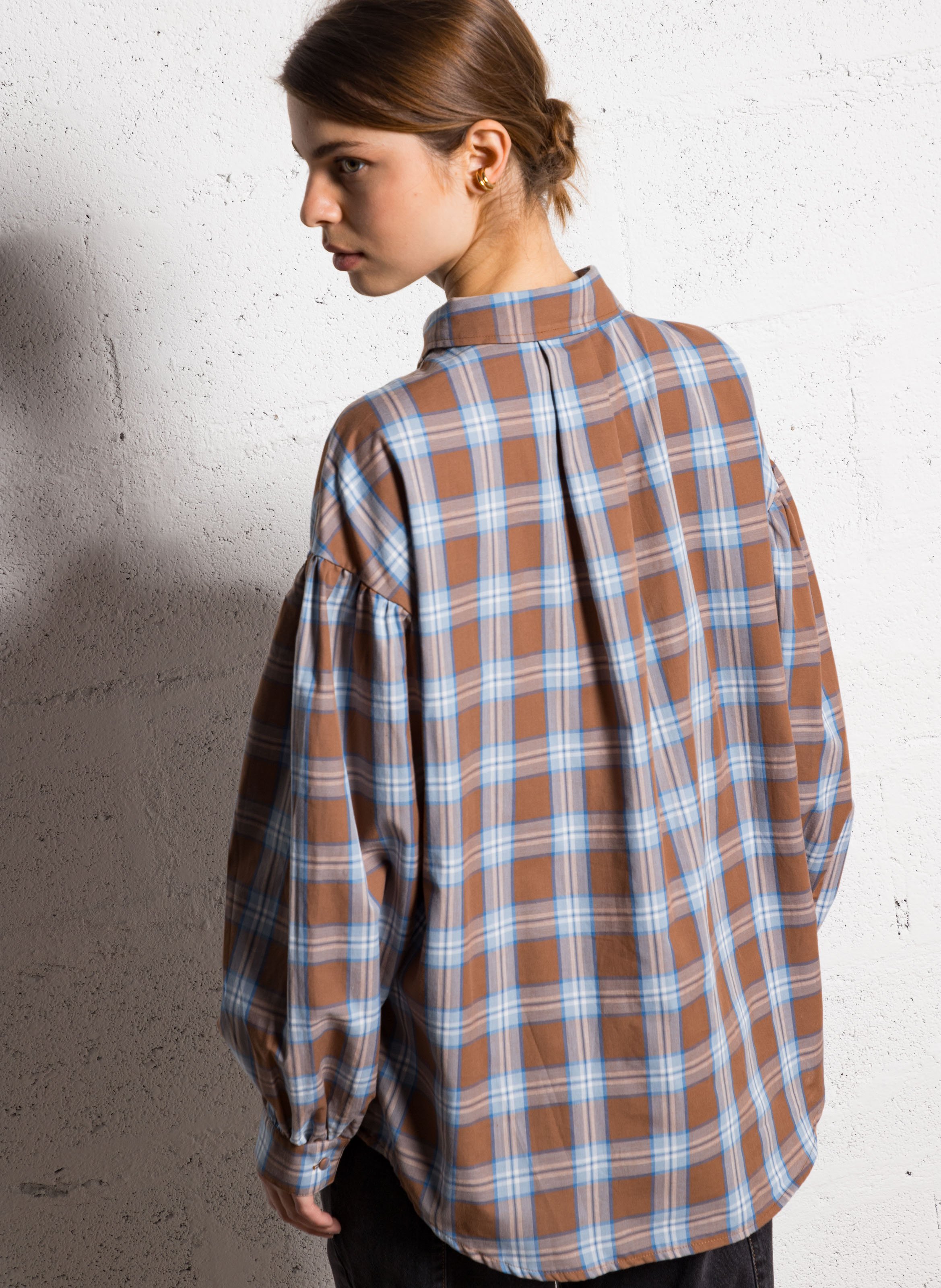 Chemise droite à carreaux  THE TINY BIG SISTER Marron