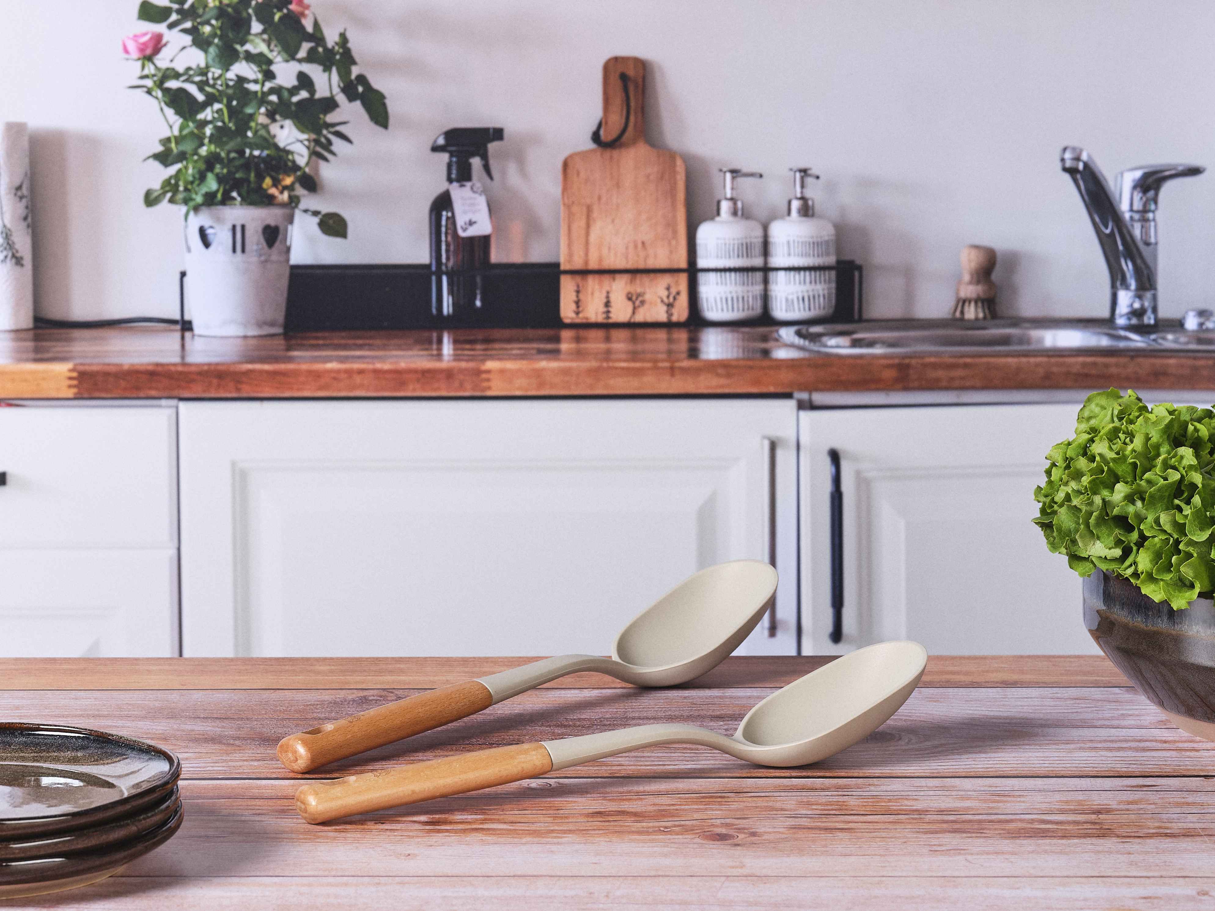 Wooden and silicone salad servers Gunnar BJORN Beige