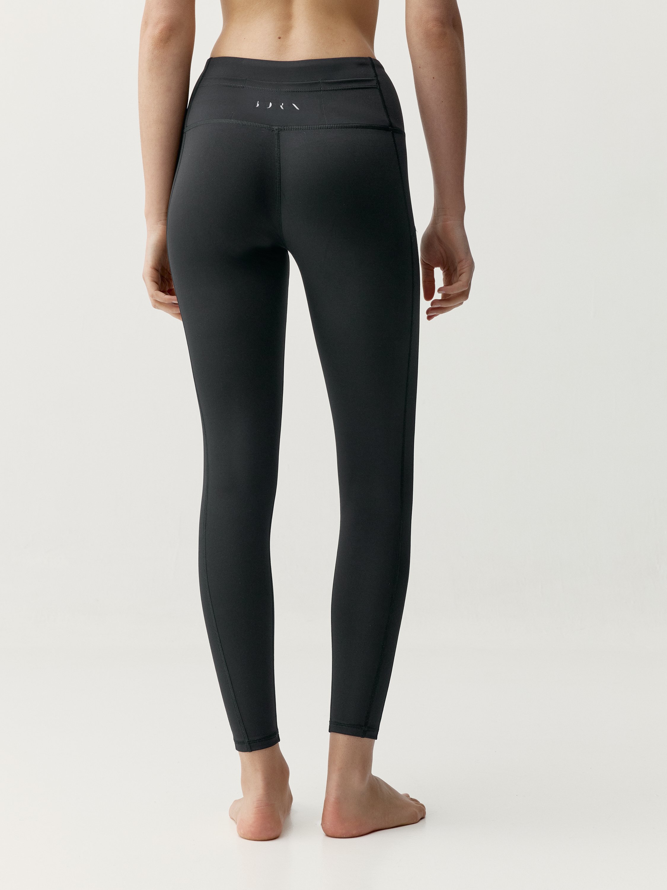 Long performance sports leggings BORN LIVING YOGA Black