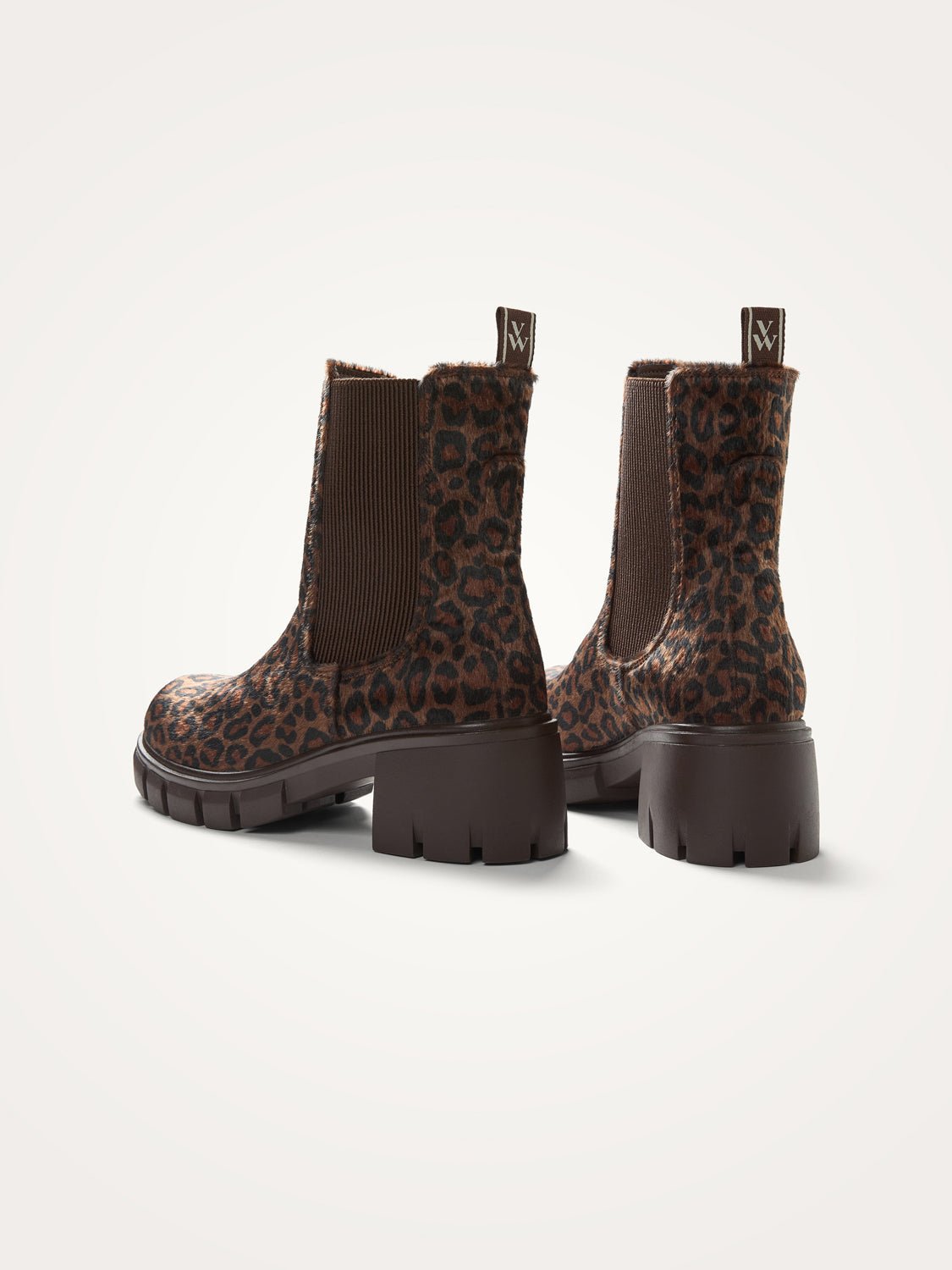 Chelsea suede ankle boots VANESSA WU Brown