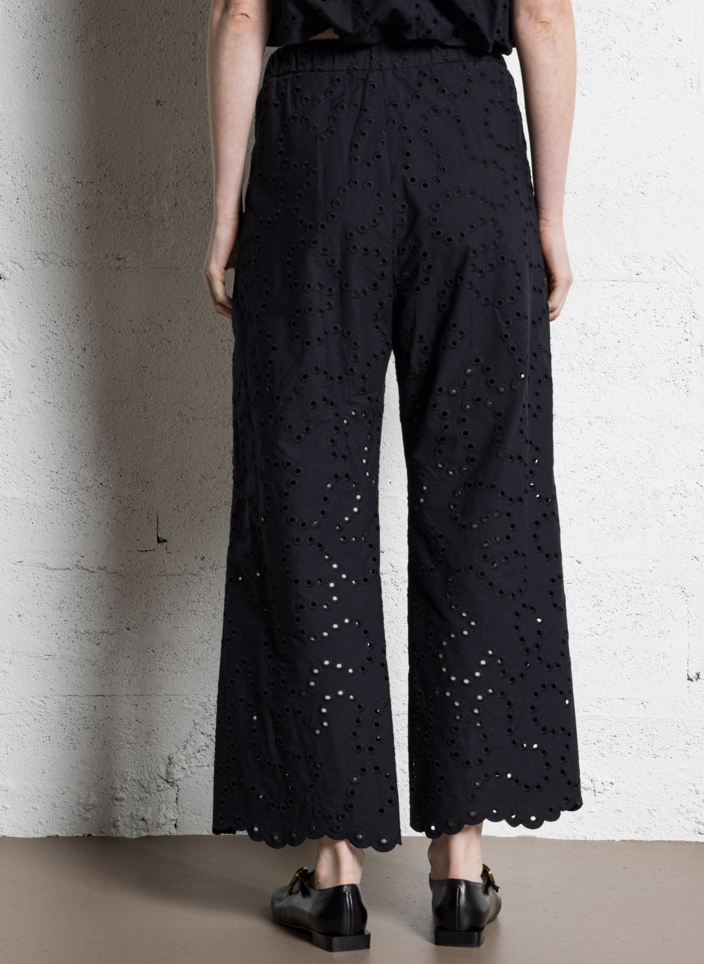 Pantalon évasé brodé en coton bio SUNCOO Noir