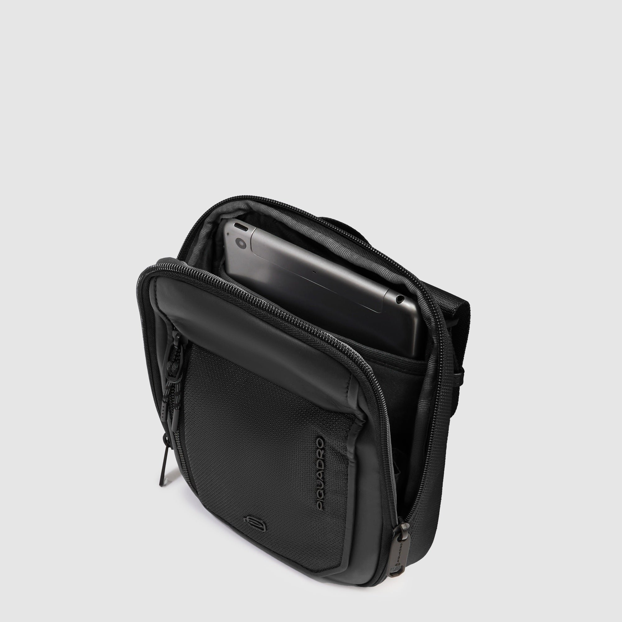 Crossbody bag for iPad® mini in recycled fabric PIQUADRO Black