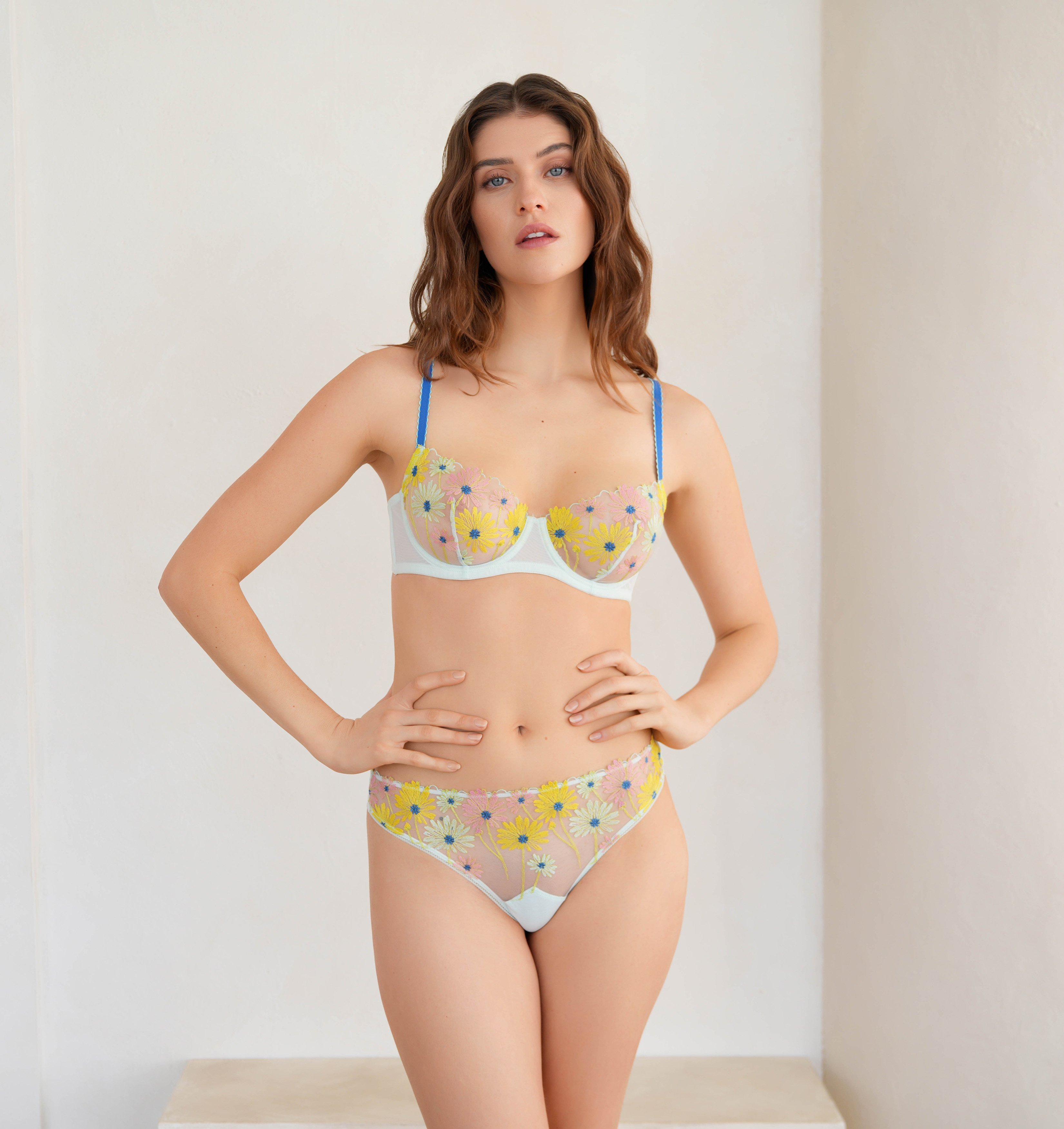 Dance of Flowers Tanga HUIT Green