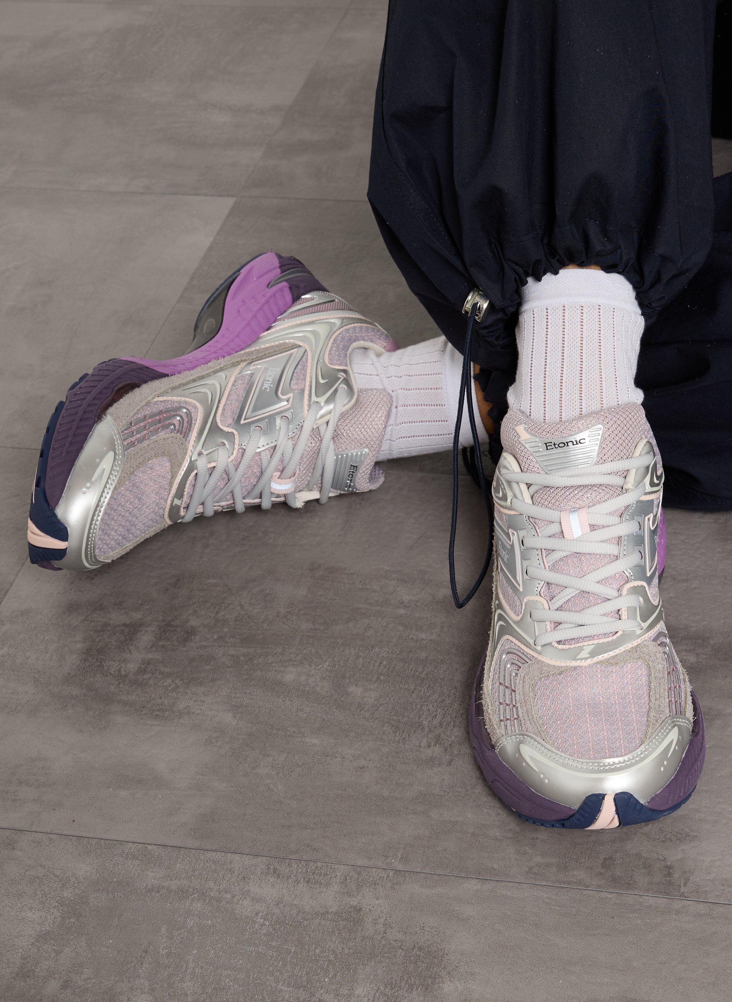 Lace-up low-top sneakers ETONIC Purple