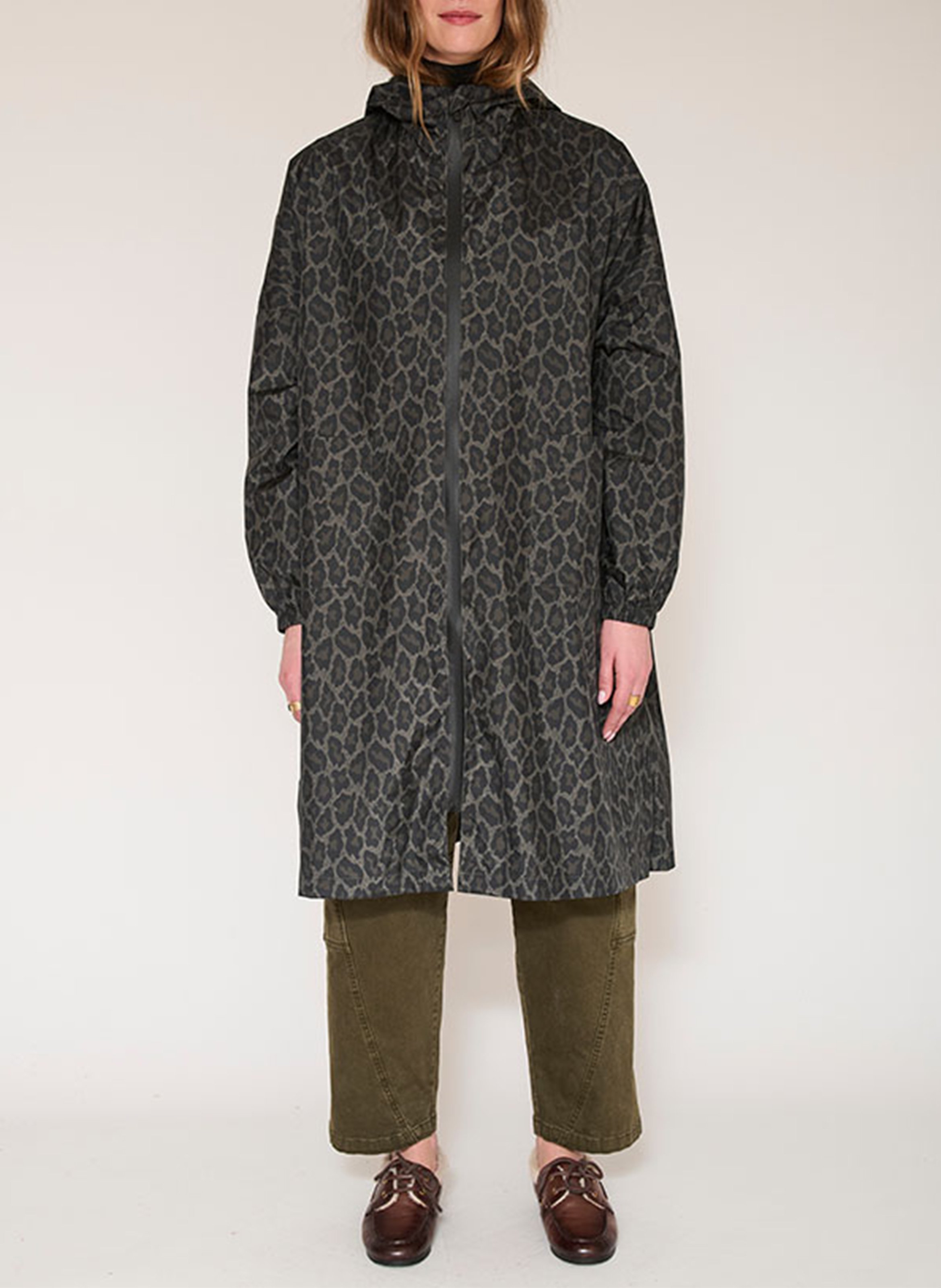 Imperméable ample col montant imprimé MKT Kaki