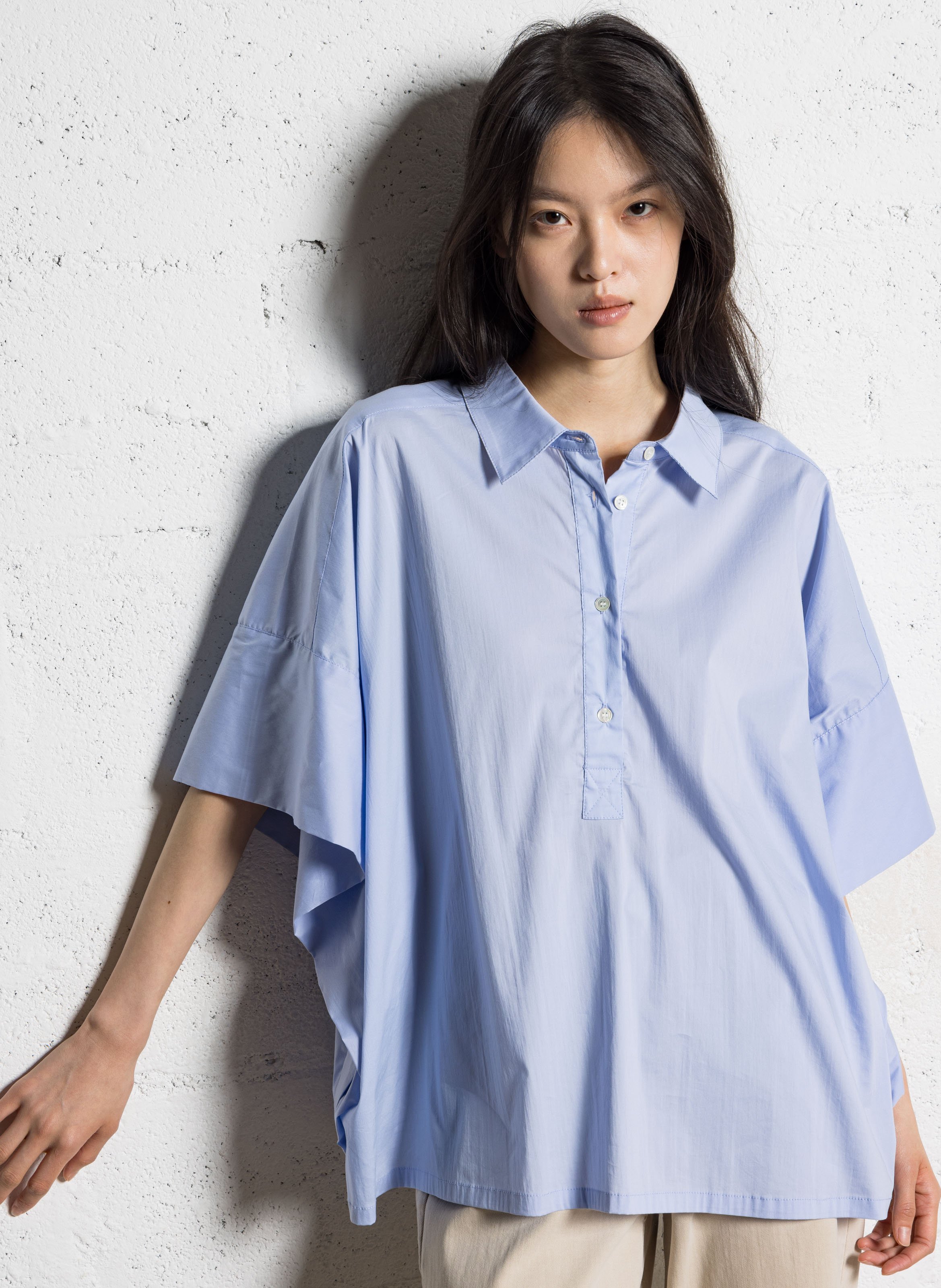 Wijdvallende top met klassieke kraag van gemengd katoen JC SOPHIE