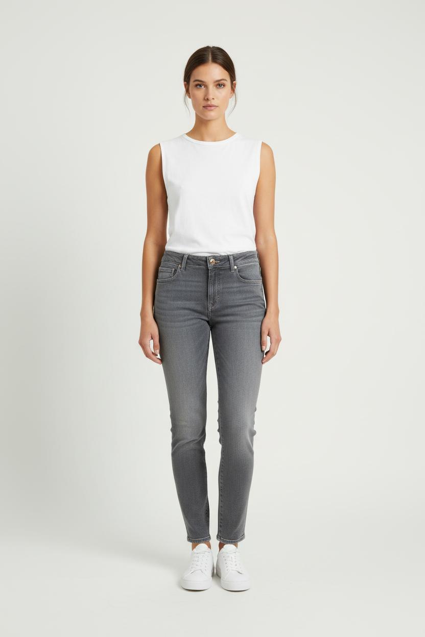 Cropped slim jeans with studs CLOSED - Seconde Main Grey