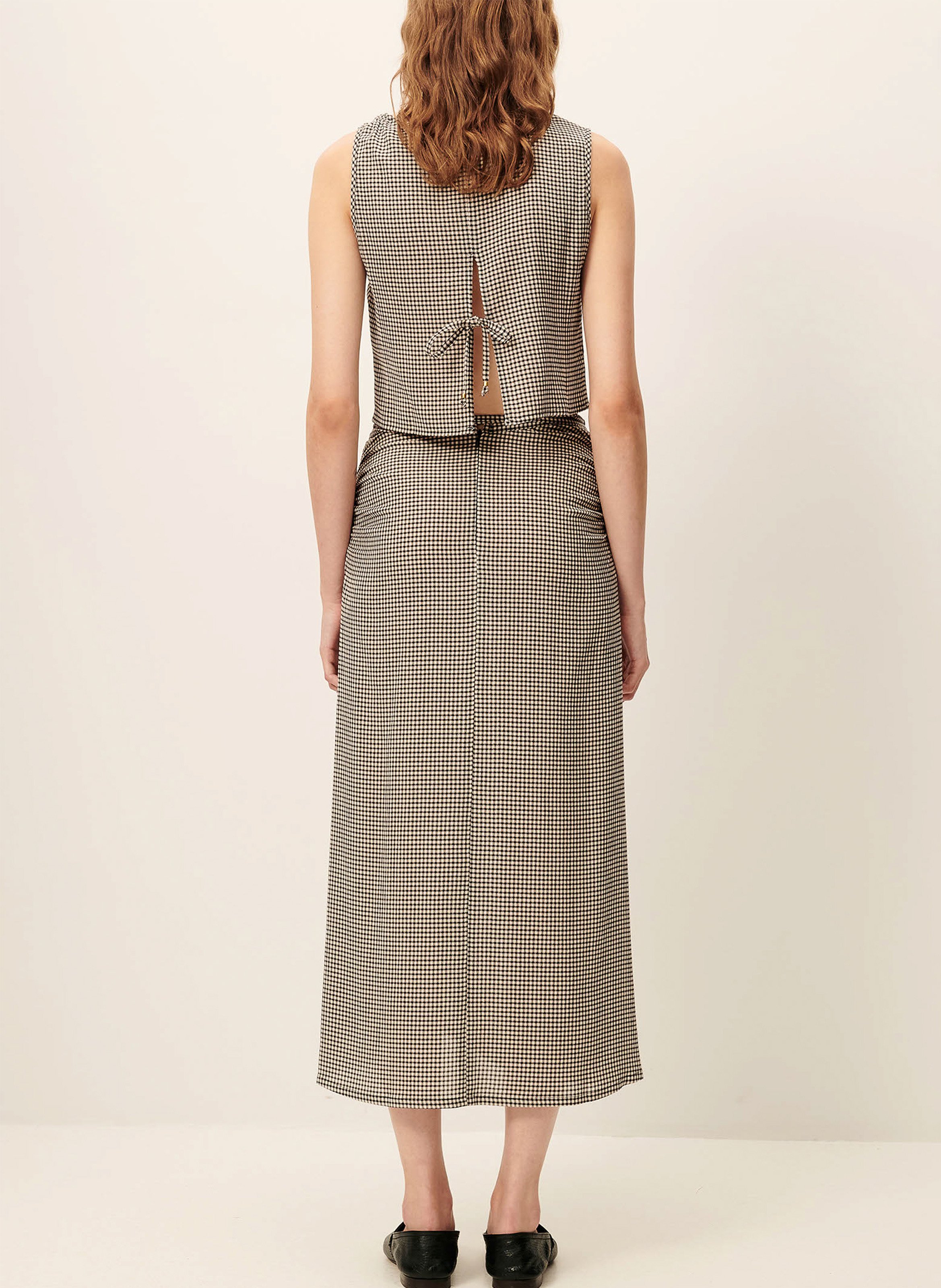 <p>Top droit with asymmetrical collar and print</p> SESSUN Grey