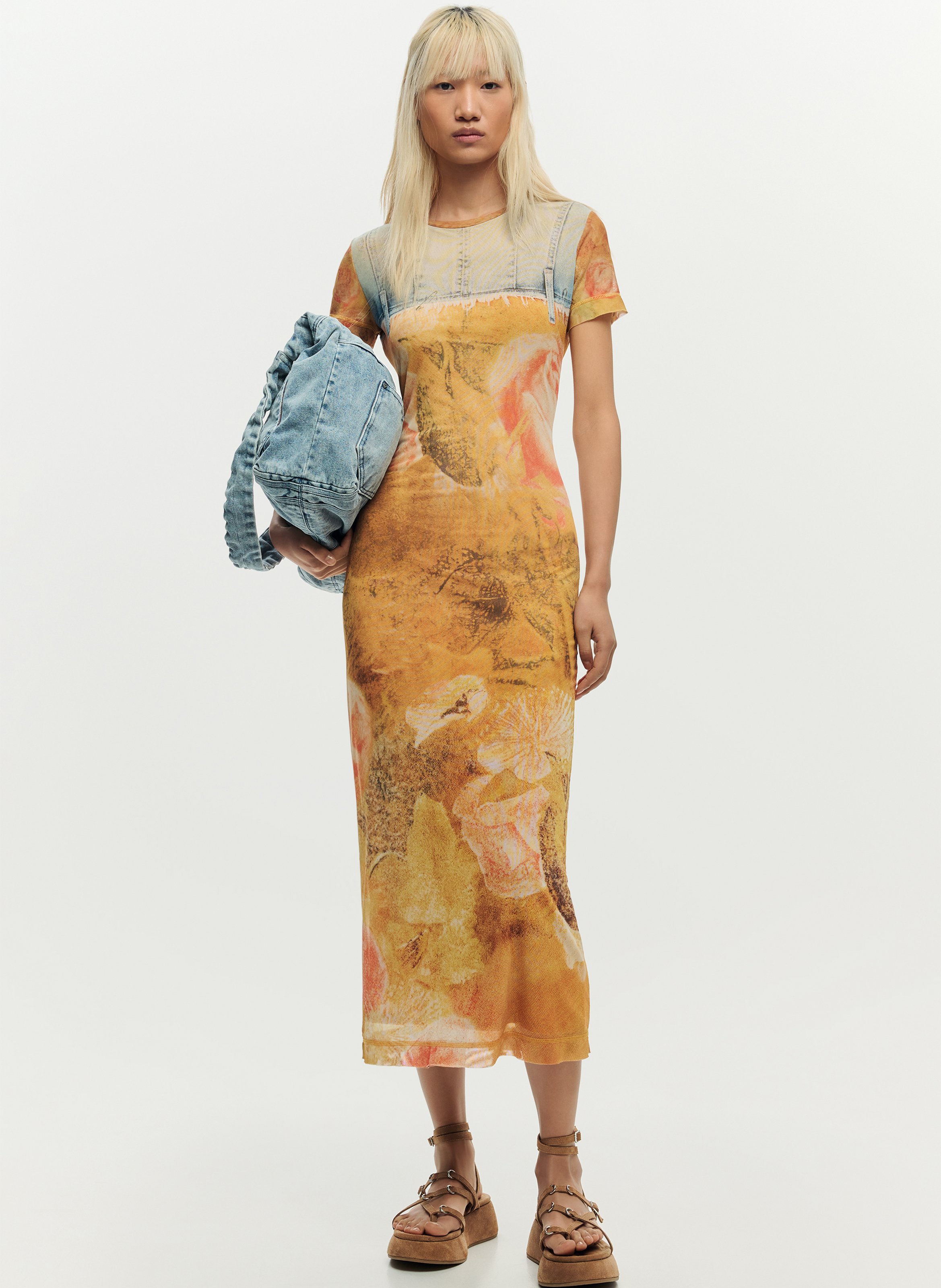 Gerade geschnittenes Midikleid mit Print DESIGUAL Gelb