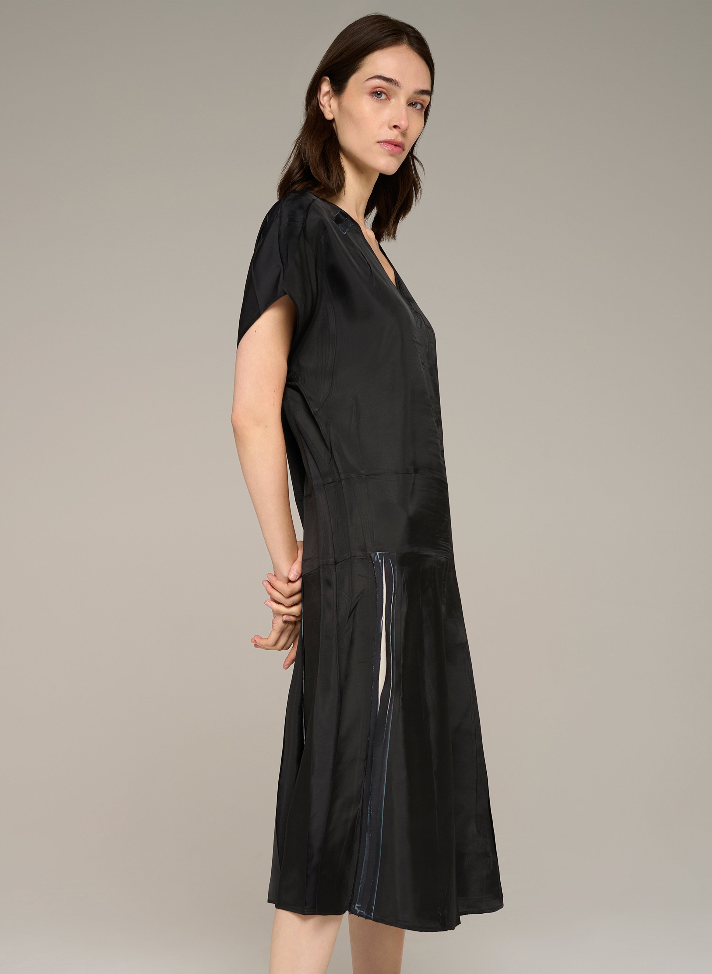 Midi V-Neck Loose Fit Dress COTELAC Black