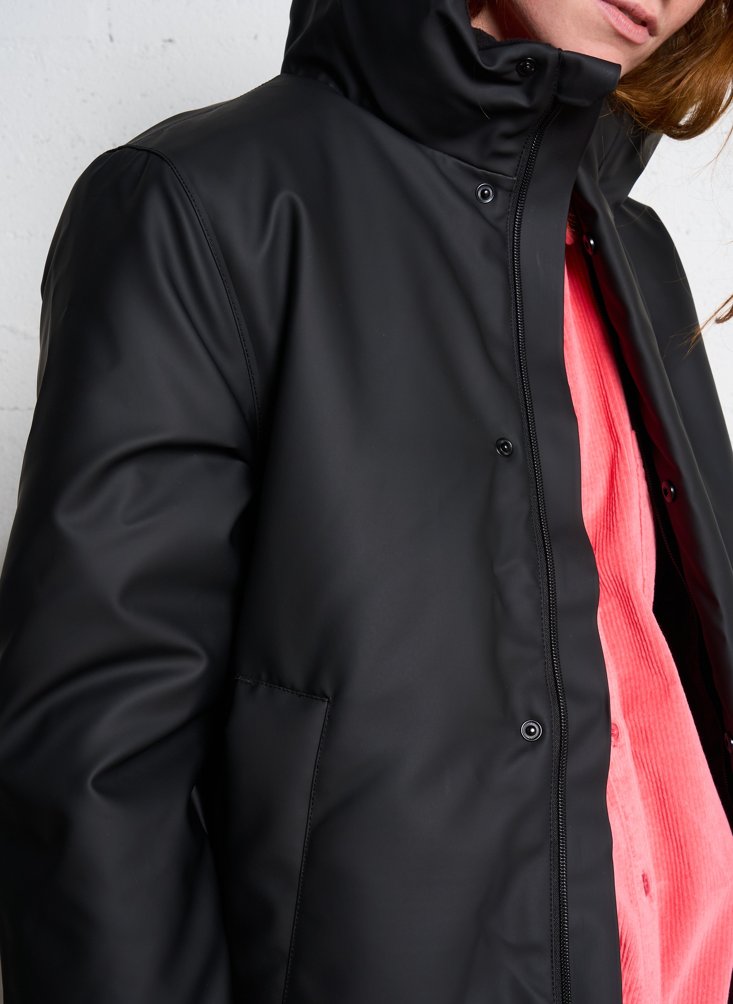 Parka courte à capuche RAINS Noir