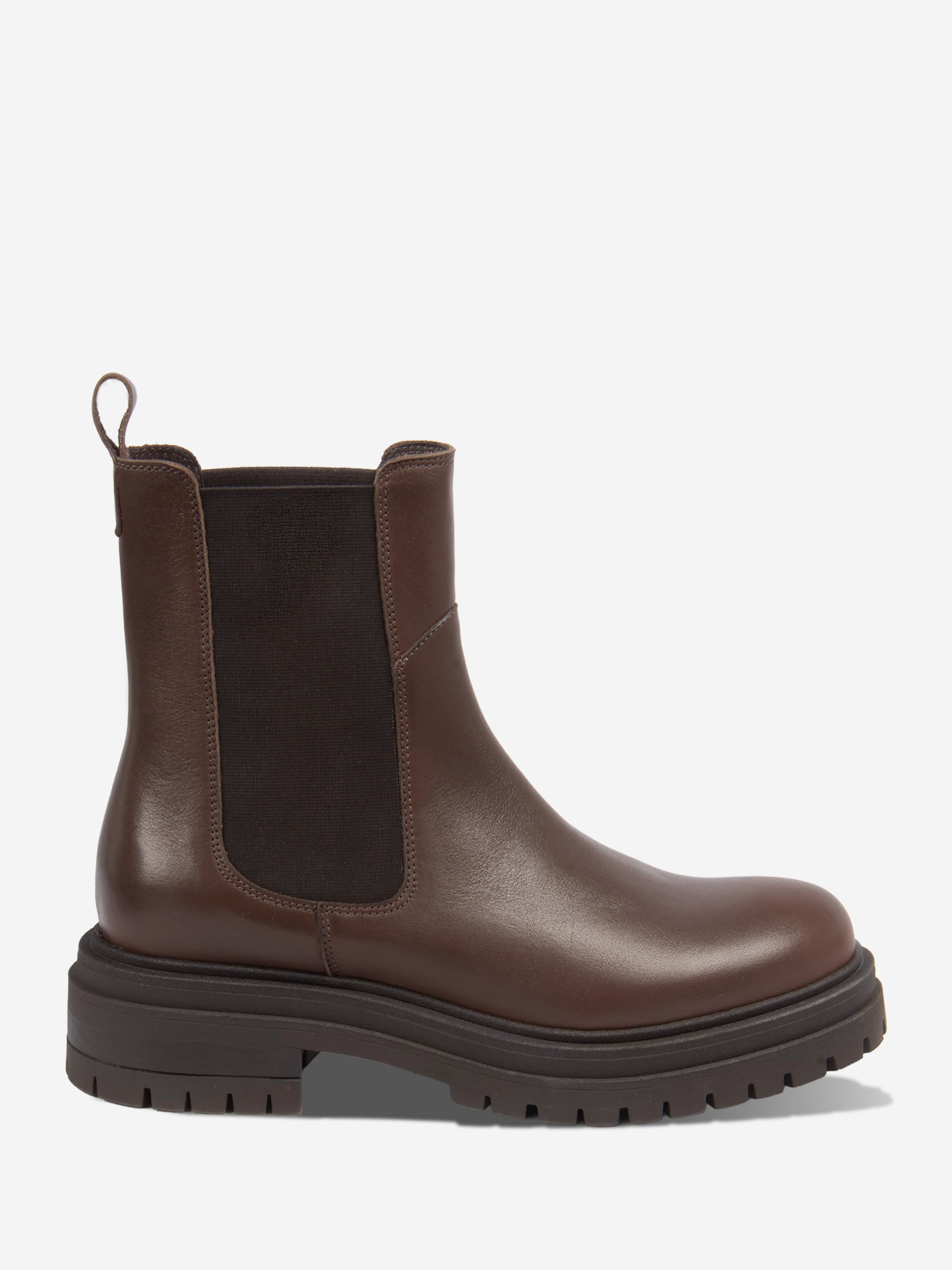 Leather mid-calf Chelsea boots with lugged sole JULES & JENN