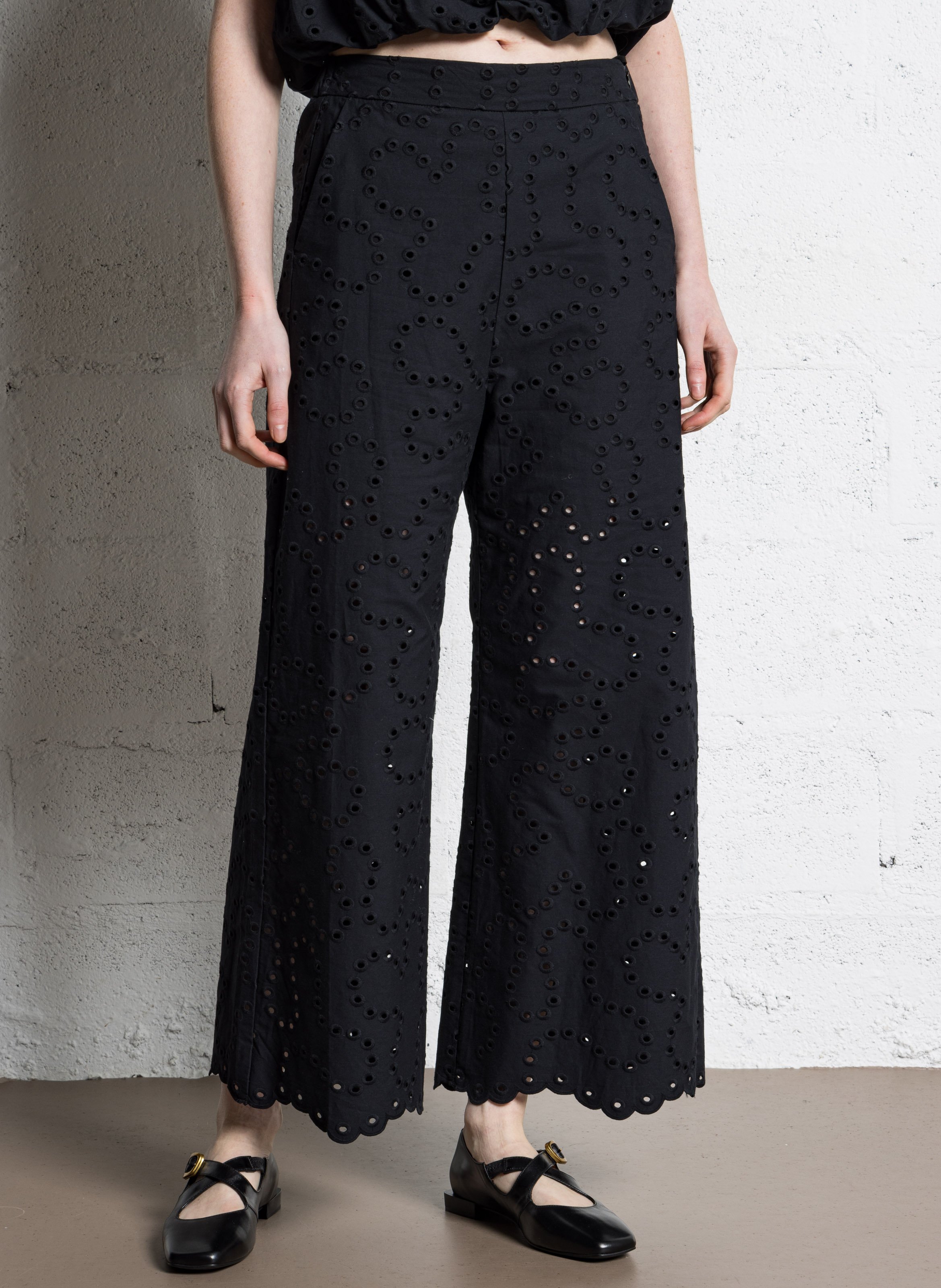 Pantalon évasé brodé en coton bio SUNCOO Noir